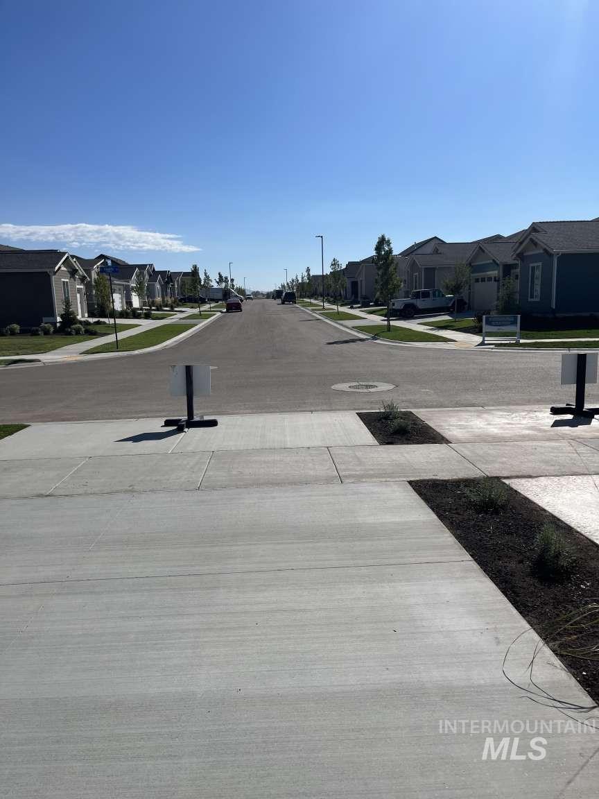 12087 S Integrity, Kuna, Idaho 83634, 2 Bedrooms, 2.5 Bathrooms, Residential For Sale, Price $544,900,MLS 98979608