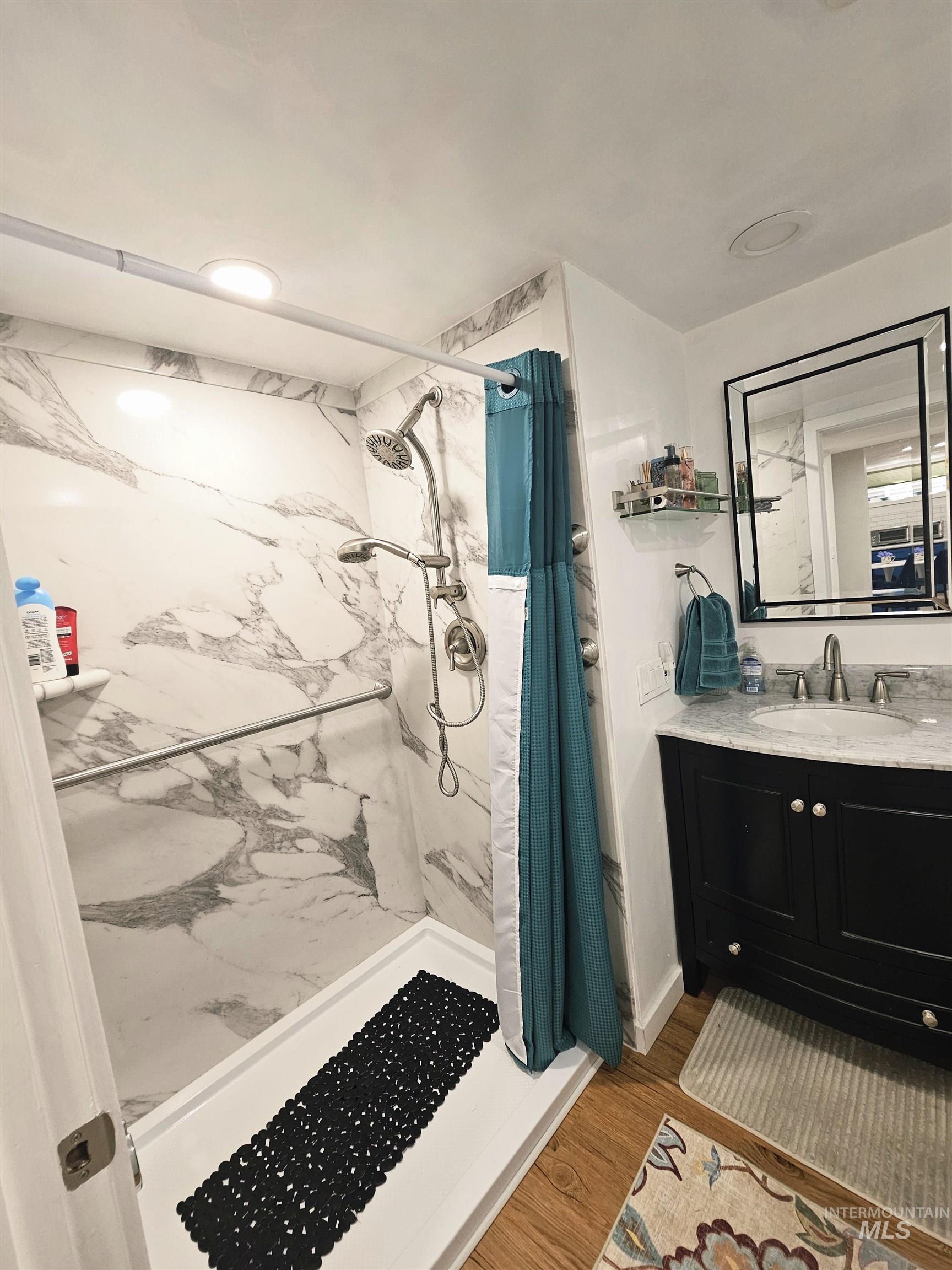 712 3rd st, Lewiston, Idaho 83501, 5 Bedrooms, 2 Bathrooms, Residential For Sale, Price $495,000, 98979609