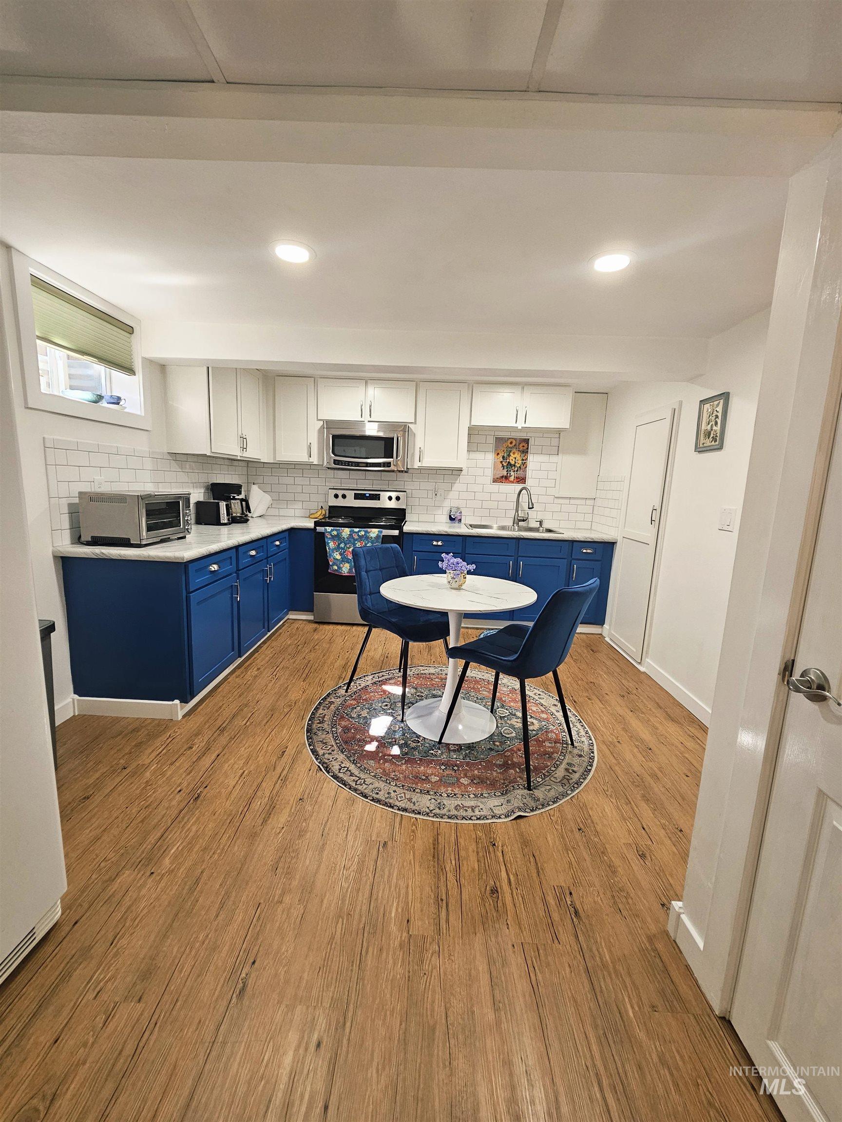 712 3rd st, Lewiston, Idaho 83501, 5 Bedrooms, 2 Bathrooms, Residential For Sale, Price $495,000, 98979609