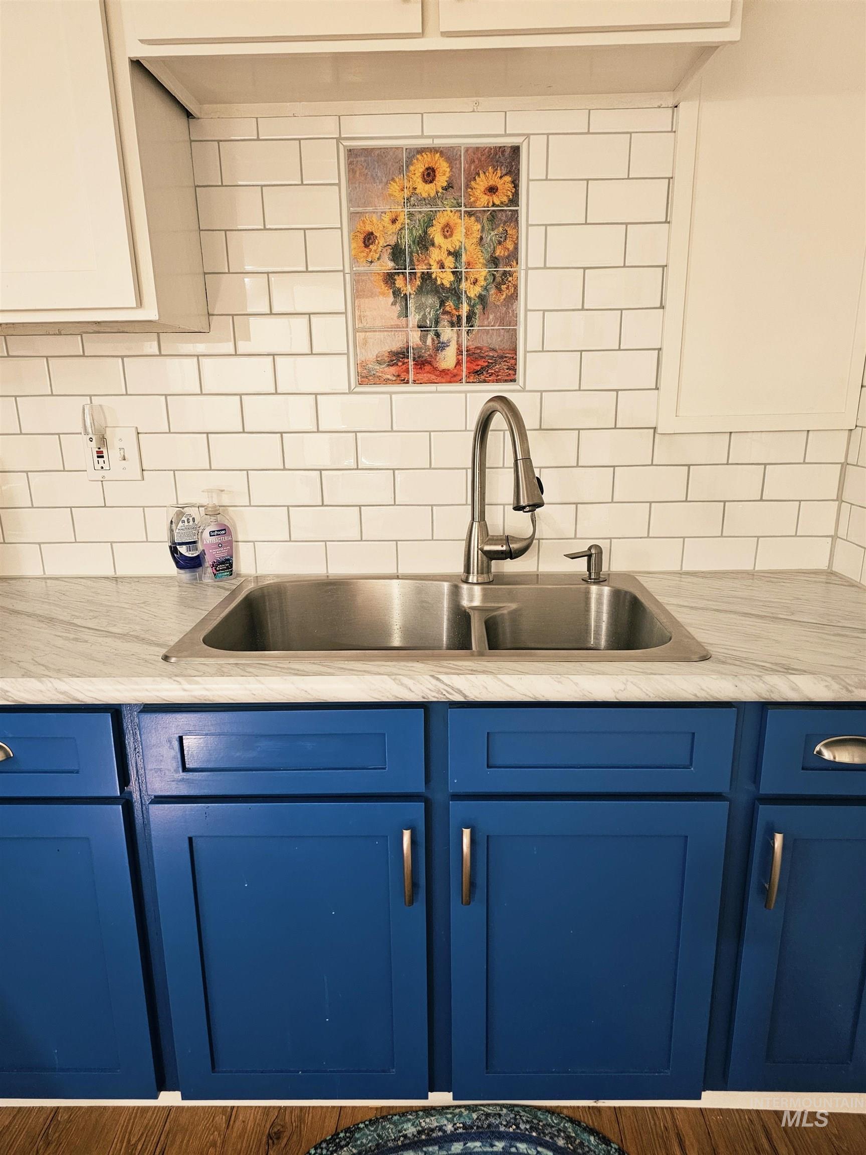 712 3rd st, Lewiston, Idaho 83501, 5 Bedrooms, 2 Bathrooms, Residential For Sale, Price $495,000, 98979609