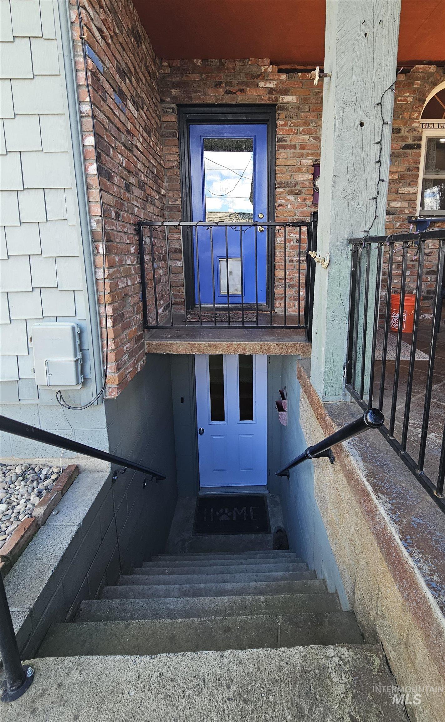 712 3rd st, Lewiston, Idaho 83501, 5 Bedrooms, 2 Bathrooms, Residential For Sale, Price $495,000, 98979609