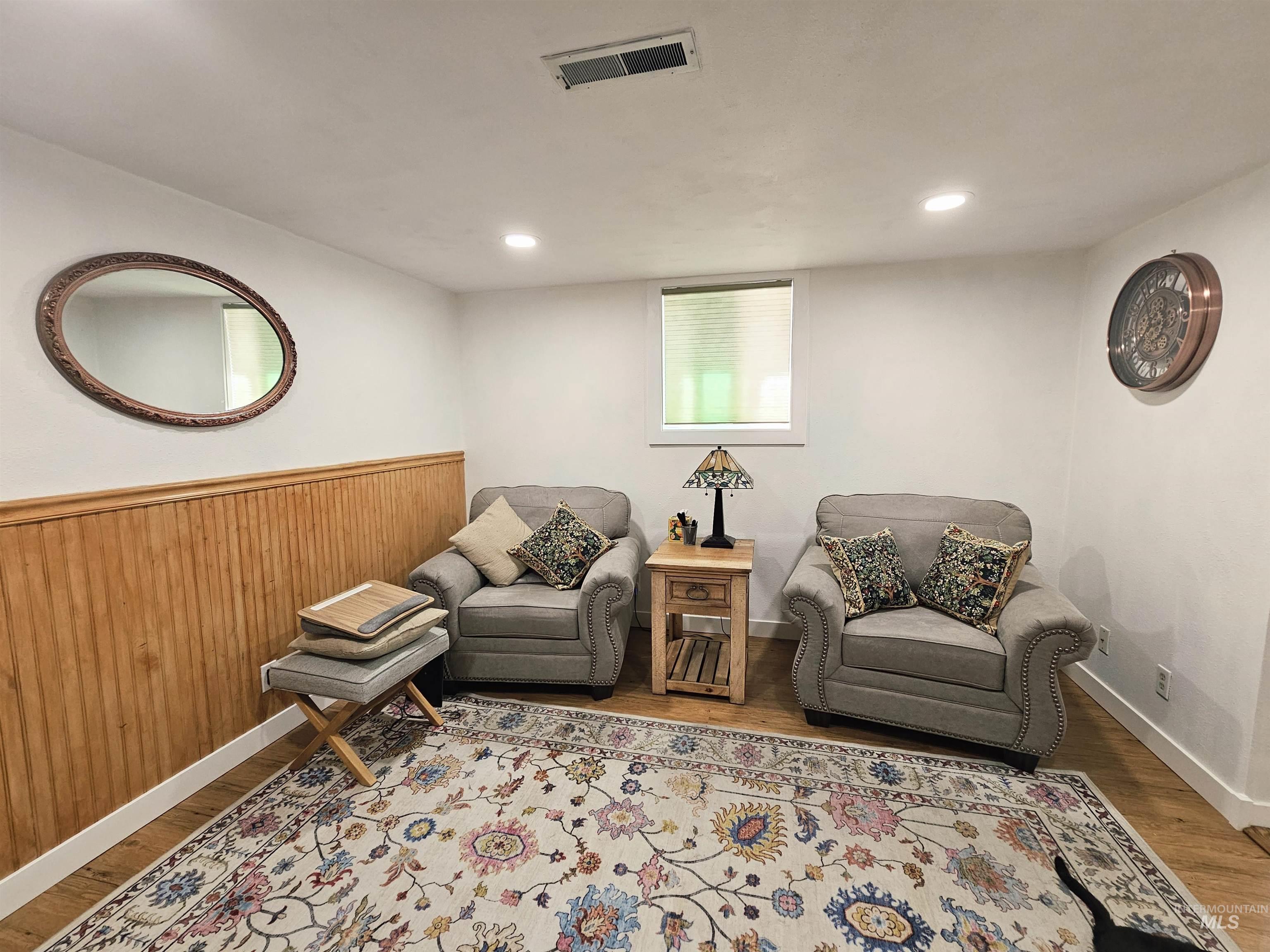 712 3rd st, Lewiston, Idaho 83501, 5 Bedrooms, 2 Bathrooms, Residential For Sale, Price $479,000,MLS 98979609