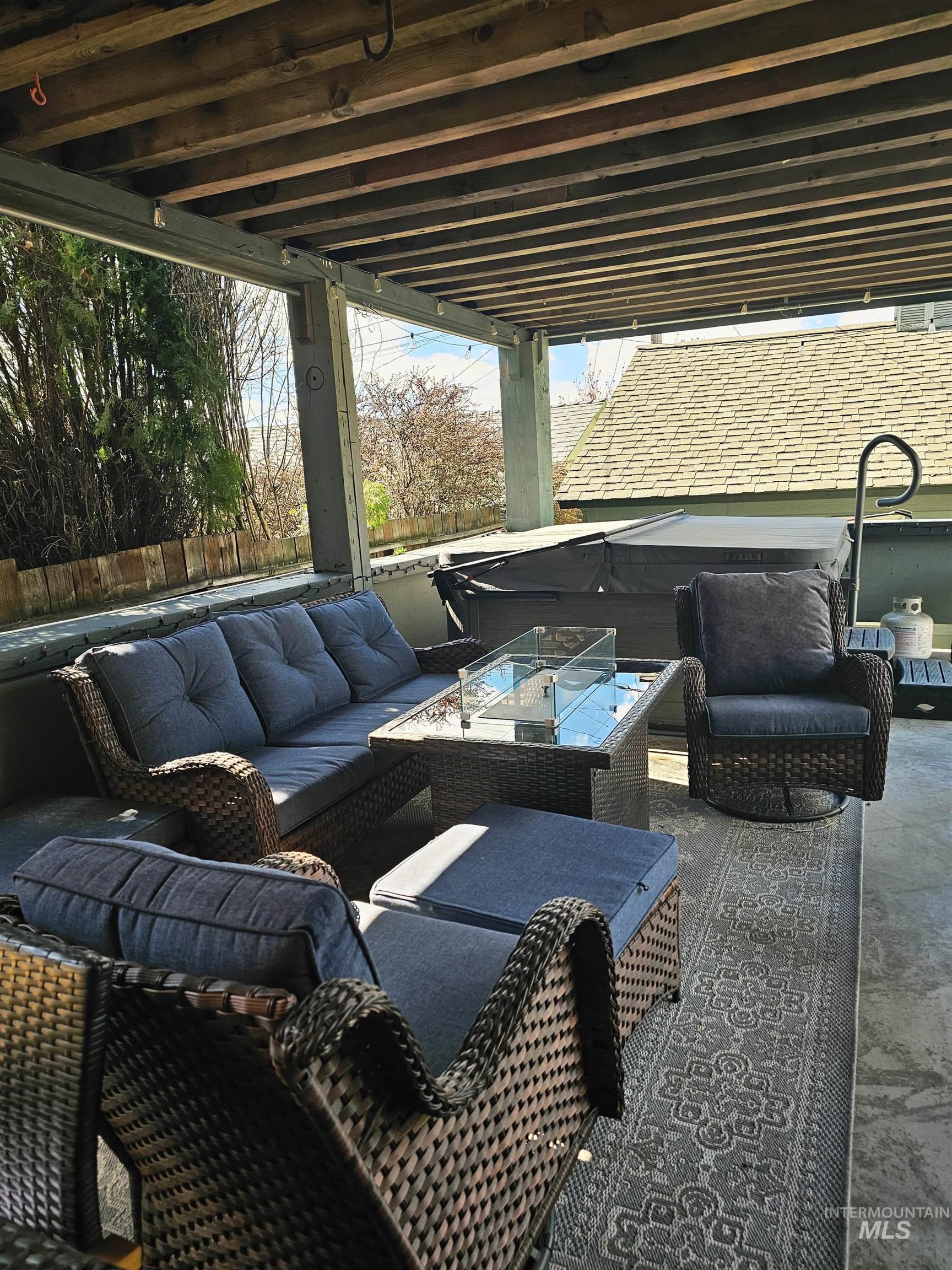 712 3rd st, Lewiston, Idaho 83501, 5 Bedrooms, 2 Bathrooms, Residential For Sale, Price $495,000, 98979609