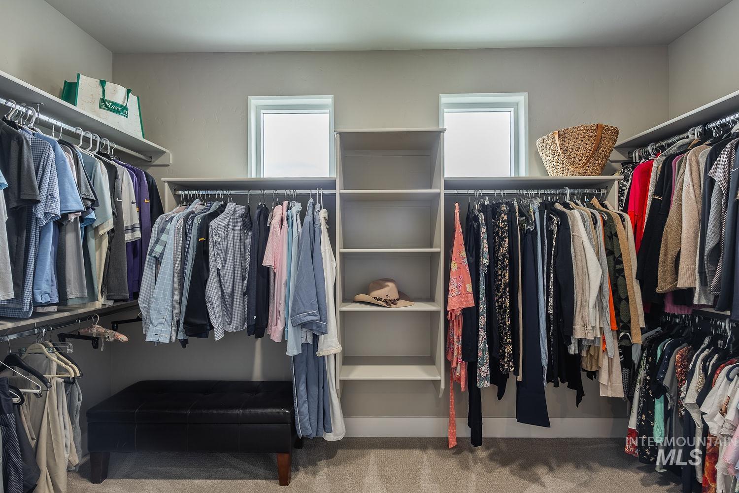 5576 S S Rosalia Way, Meridian, Idaho 83642, 5 Bedrooms, 4 Bathrooms, Residential For Sale, Price $859,900, 98979610