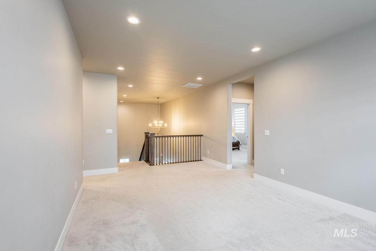 5576 S Rosalia Way, Meridian, Idaho 83642, 5 Bedrooms, 4 Bathrooms, Residential For Sale, Price $839,900,MLS 98979610