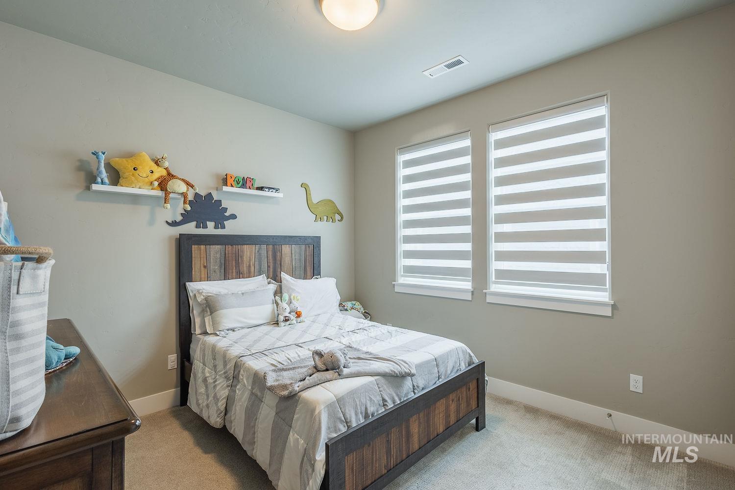 5576 S S Rosalia Way, Meridian, Idaho 83642, 5 Bedrooms, 4 Bathrooms, Residential For Sale, Price $859,900, 98979610