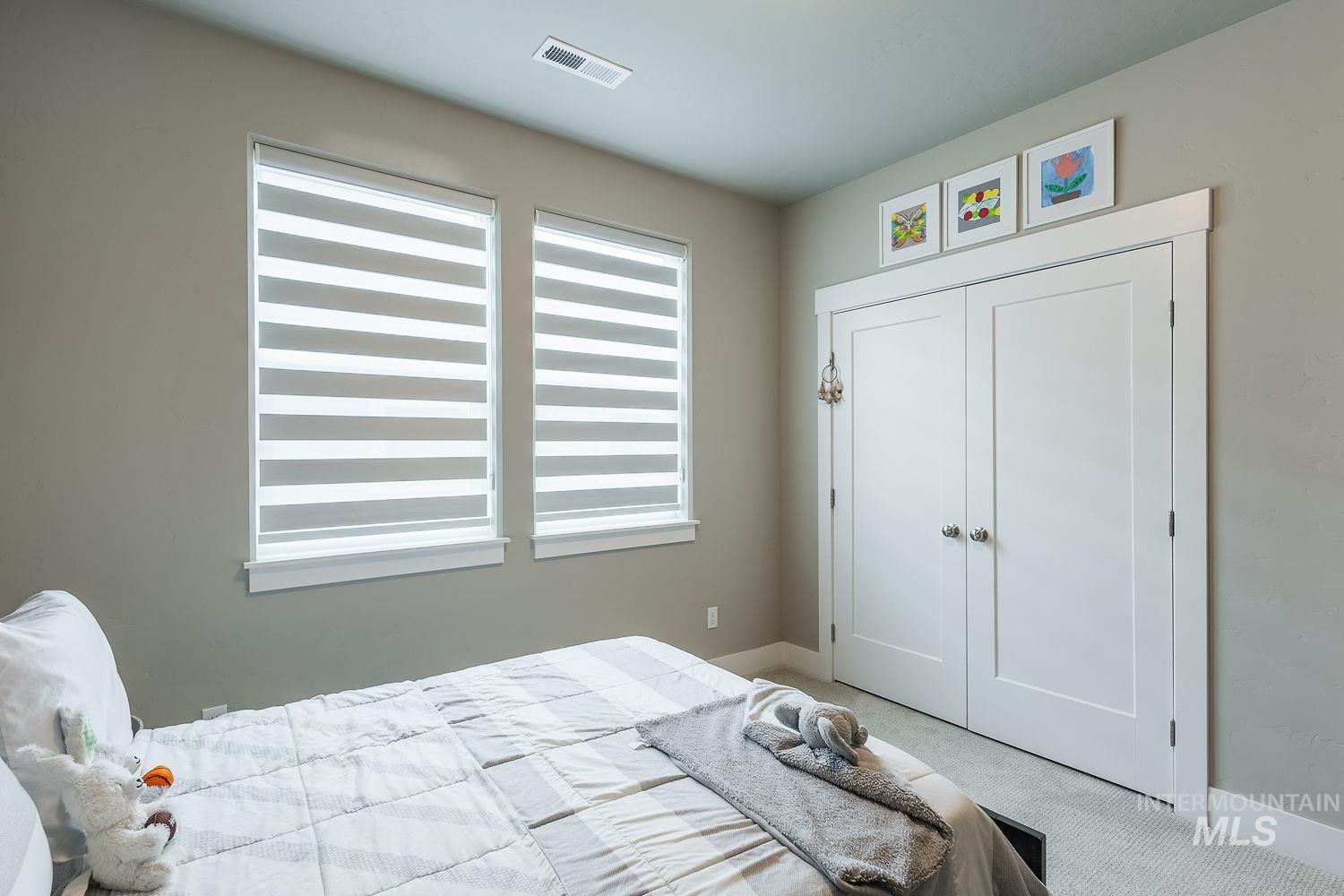 5576 S S Rosalia Way, Meridian, Idaho 83642, 5 Bedrooms, 4 Bathrooms, Residential For Sale, Price $859,900, 98979610