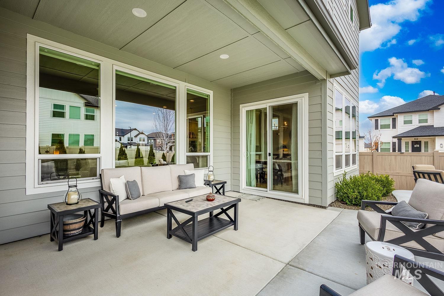 5576 S S Rosalia Way, Meridian, Idaho 83642, 5 Bedrooms, 4 Bathrooms, Residential For Sale, Price $859,900, 98979610