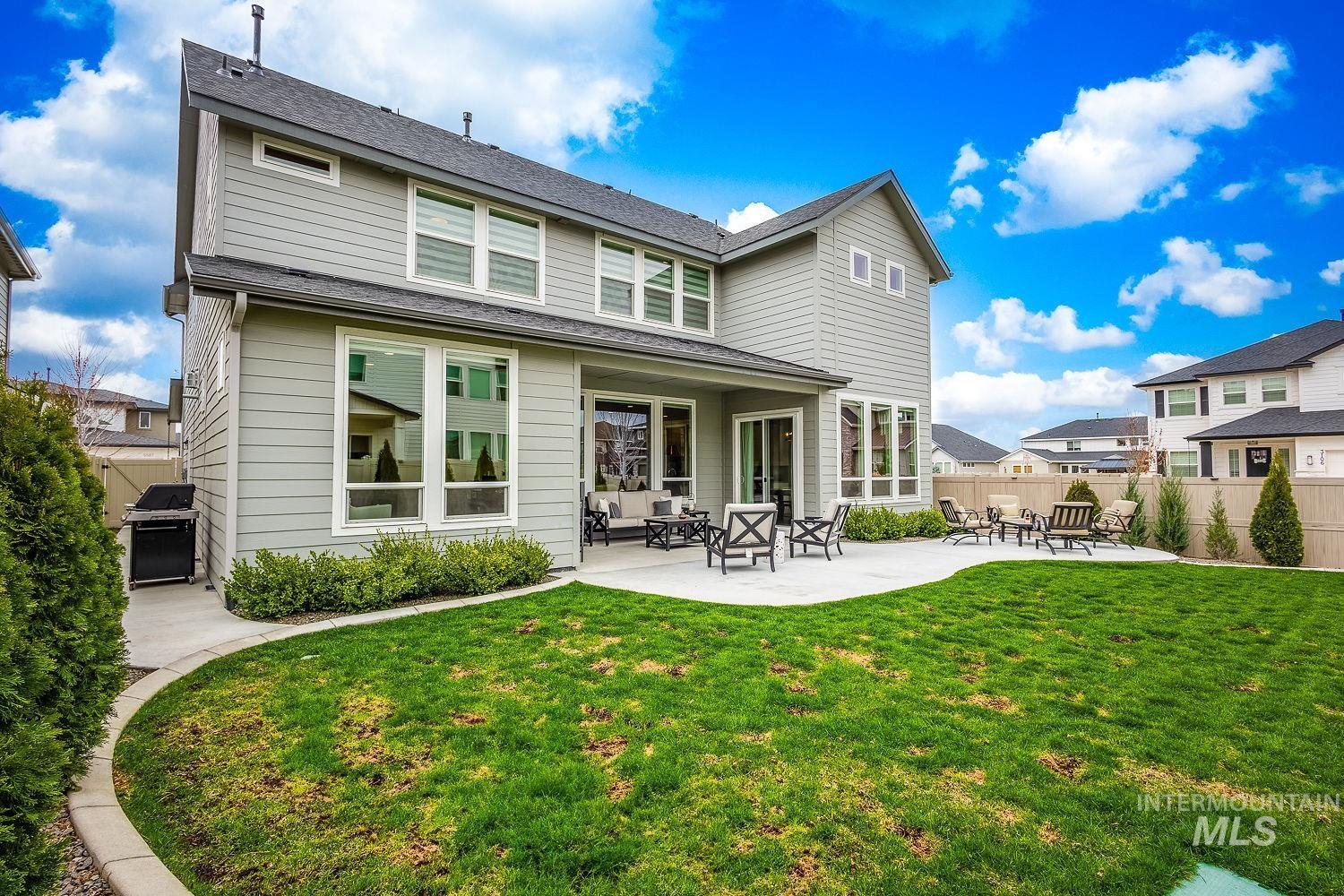 5576 S S Rosalia Way, Meridian, Idaho 83642, 5 Bedrooms, 4 Bathrooms, Residential For Sale, Price $859,900, 98979610