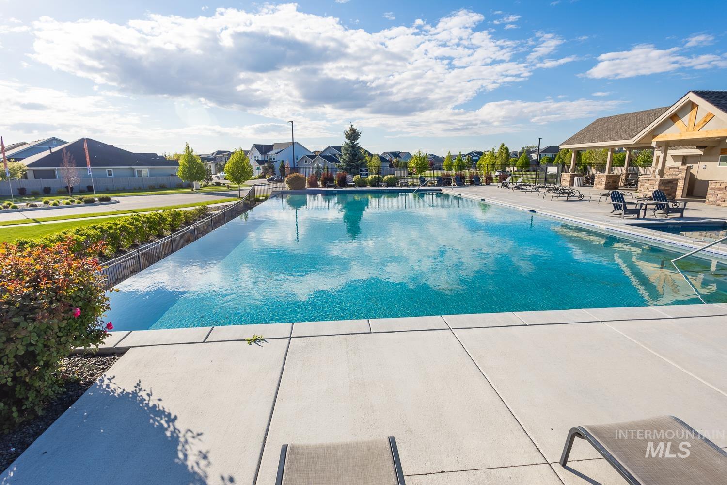 5576 S Rosalia Way, Meridian, Idaho 83642, 5 Bedrooms, 4 Bathrooms, Residential For Sale, Price $839,900,MLS 98979610