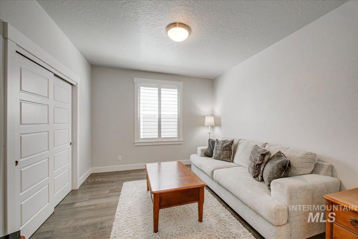 2565 E Ringneck St, Meridian, Idaho 83646, 3 Bedrooms, 2 Bathrooms, Residential For Sale, Price $589,900,MLS 98979611