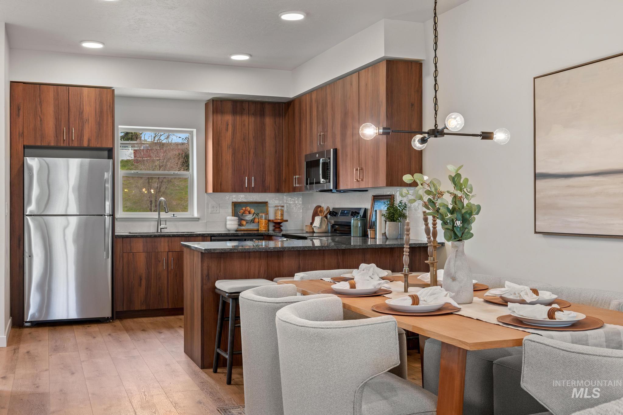 7439 W Swain Lane, Garden City, Idaho 83714, 3 Bedrooms, 3 Bathrooms, Residential For Sale, Price $439,000, 98979612