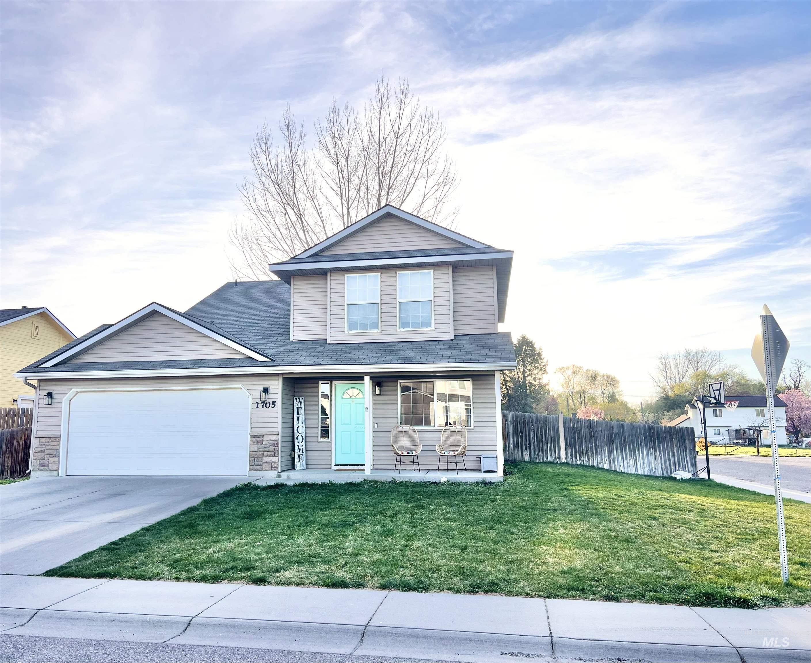 1705 S Florence St, Nampa, Idaho 83686, 3 Bedrooms, 2.5 Bathrooms, Residential For Sale, Price $339,990, 98979613