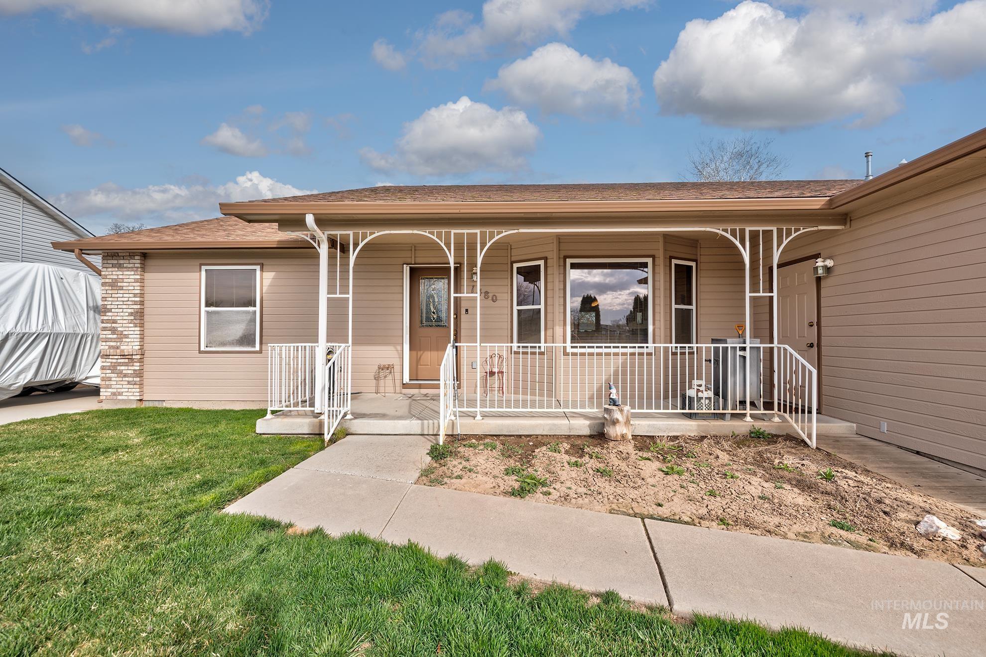 1480 W 6th St, Weiser, Idaho 83672, 3 Bedrooms, 2 Bathrooms, Residential For Sale, Price $429,000, 98979615