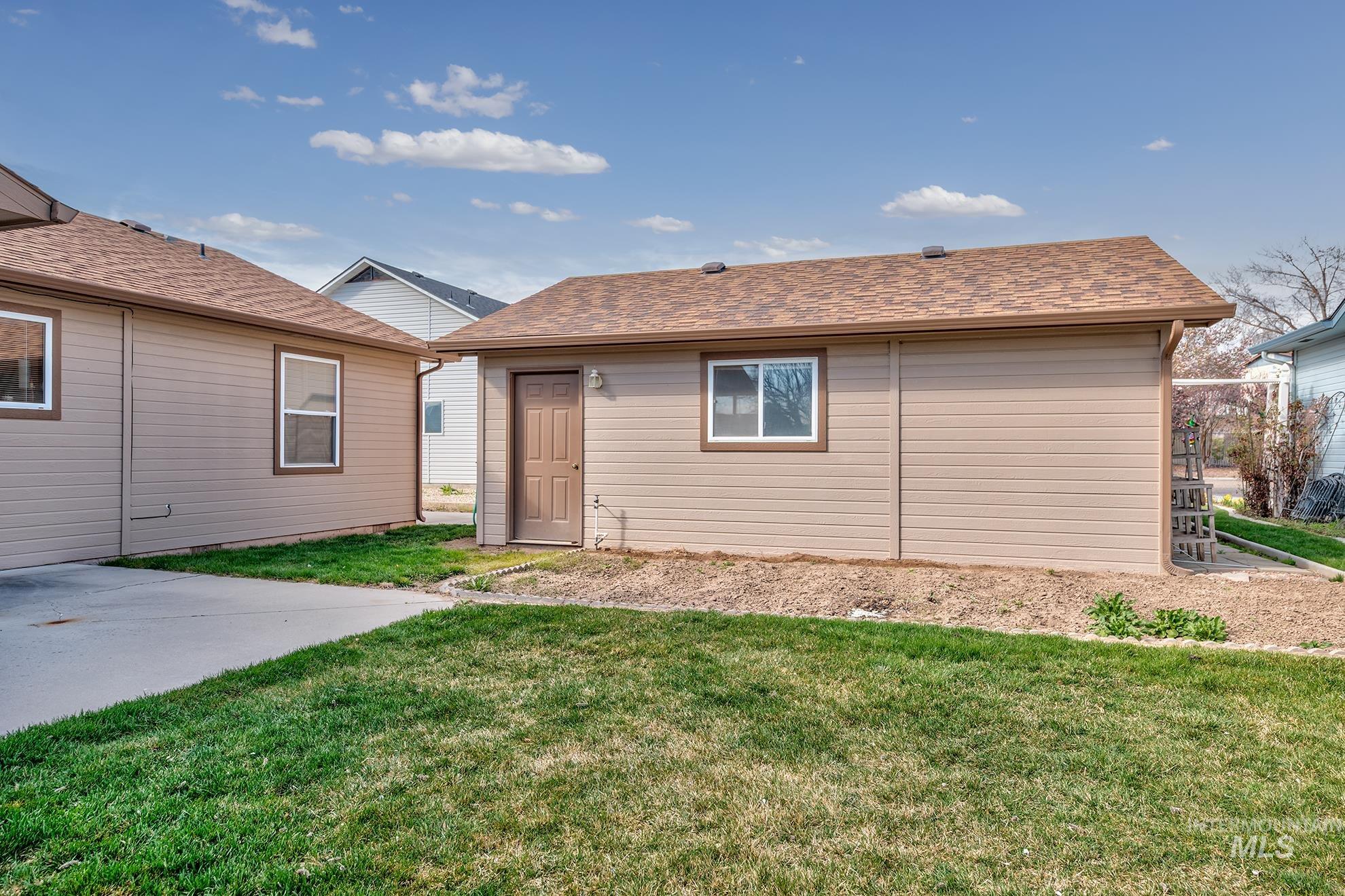 1480 W 6th St, Weiser, Idaho 83672, 3 Bedrooms, 2 Bathrooms, Residential For Sale, Price $429,000, 98979615