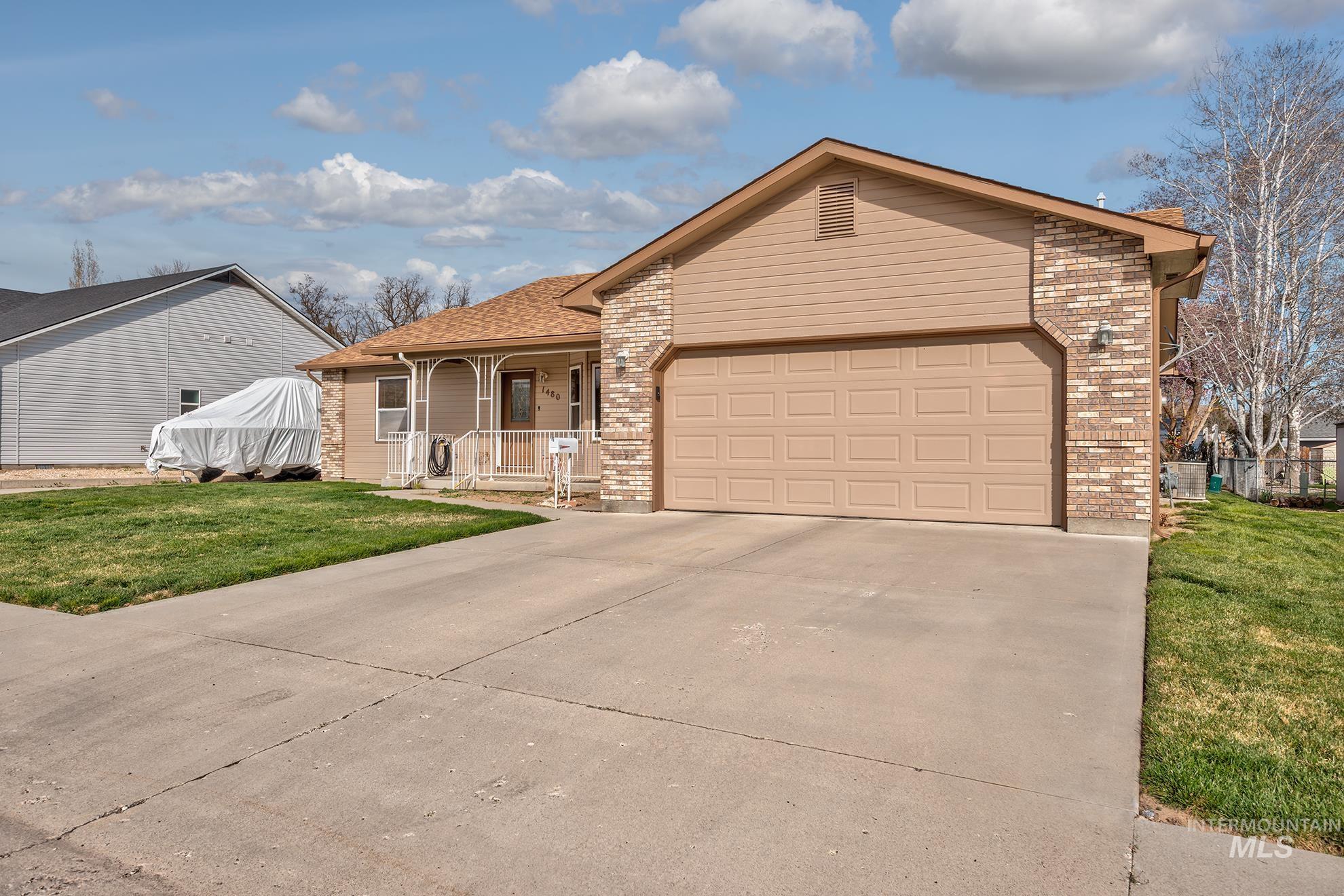 1480 W 6th St, Weiser, Idaho 83672, 3 Bedrooms, 2 Bathrooms, Residential For Sale, Price $429,000, 98979615