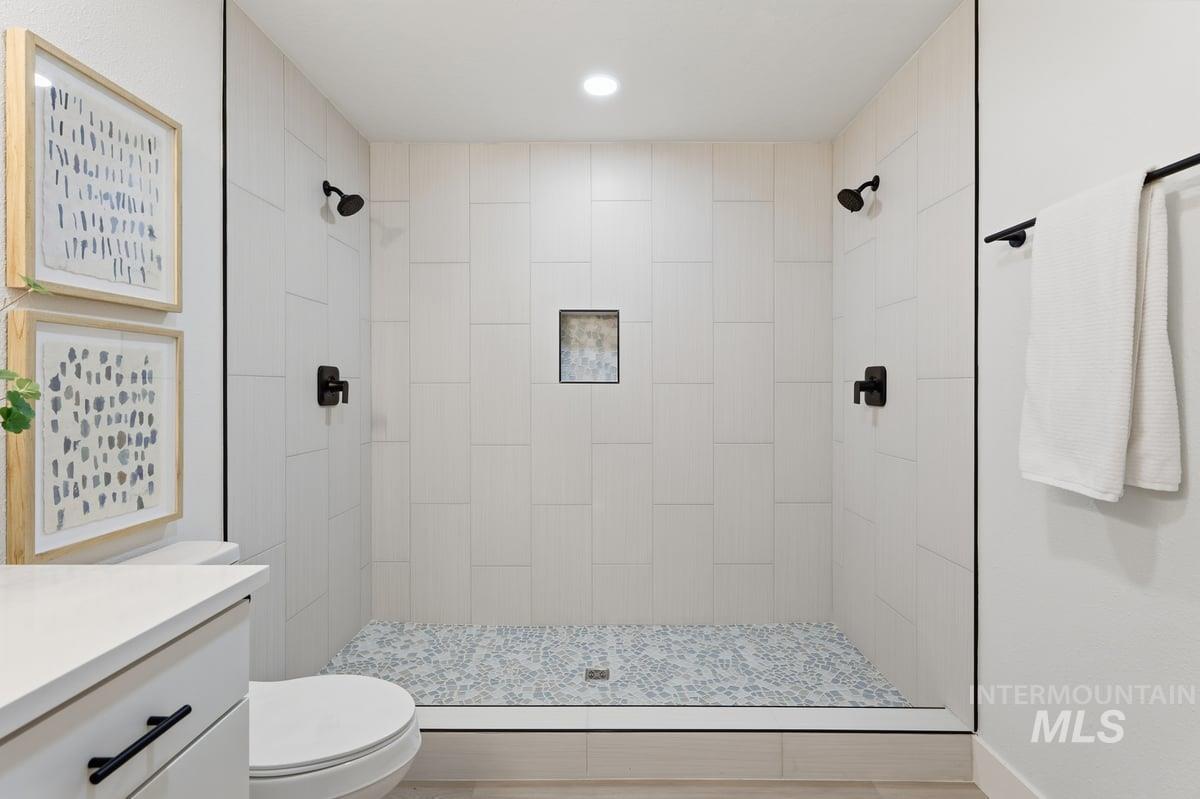 715 S Berwick Dr, Boise, Idaho 83706, 3 Bedrooms, 2.5 Bathrooms, Residential For Sale, Price $599,990, 98979618