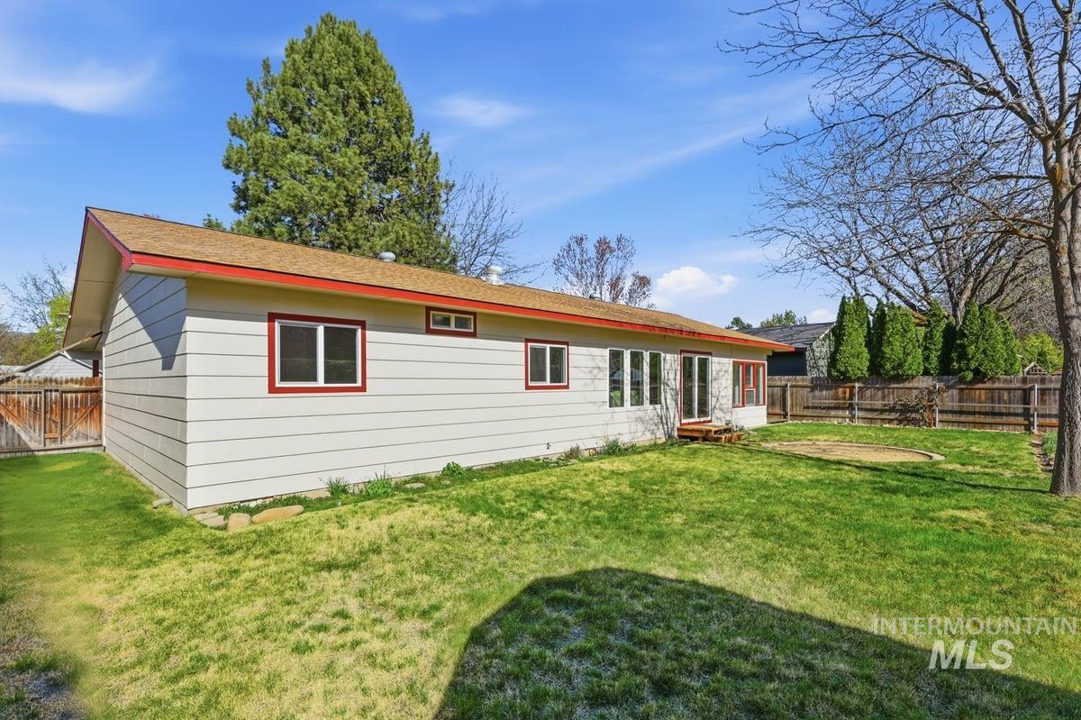 715 S Berwick Dr, Boise, Idaho 83706, 3 Bedrooms, 2.5 Bathrooms, Residential For Sale, Price $599,990, 98979618