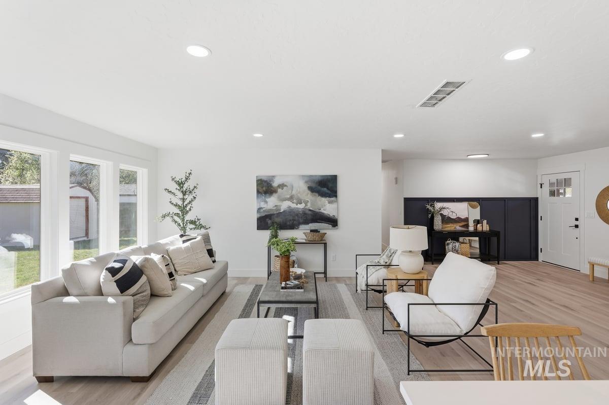 715 S Berwick Dr, Boise, Idaho 83706, 3 Bedrooms, 2.5 Bathrooms, Residential For Sale, Price $599,990, 98979618