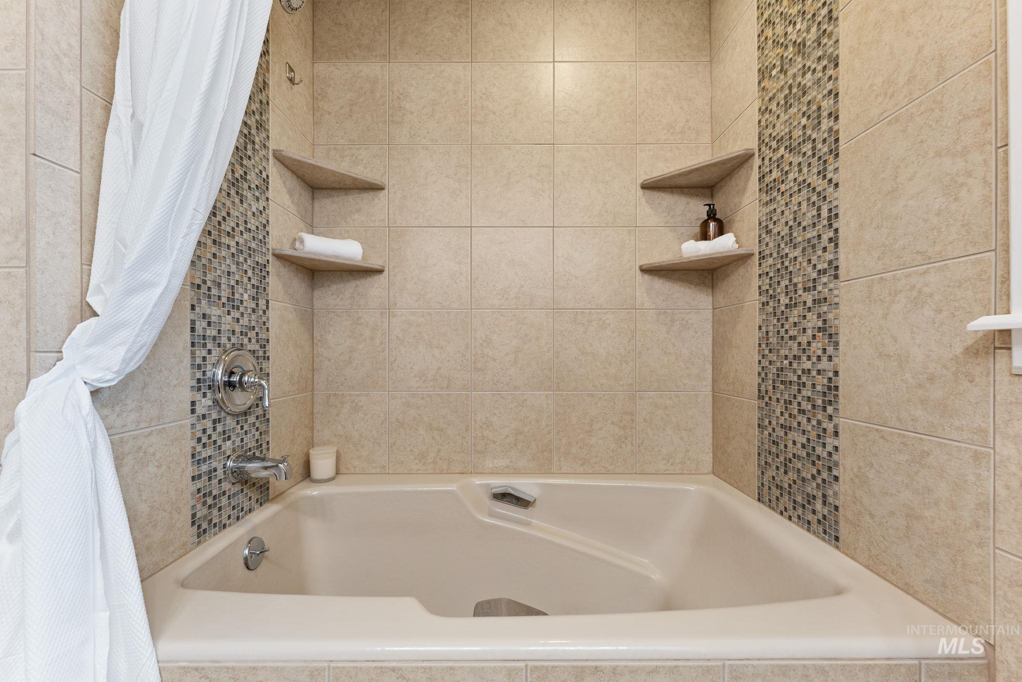 331 Fillmore Street, Twin Falls, Idaho 83301, 4 Bedrooms, 2 Bathrooms, Residential For Sale, Price $524,900, 98979620