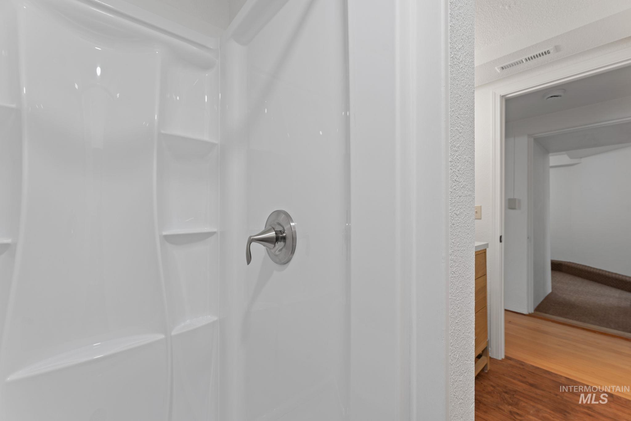 331 Fillmore Street, Twin Falls, Idaho 83301, 4 Bedrooms, 2 Bathrooms, Residential For Sale, Price $524,900, 98979620