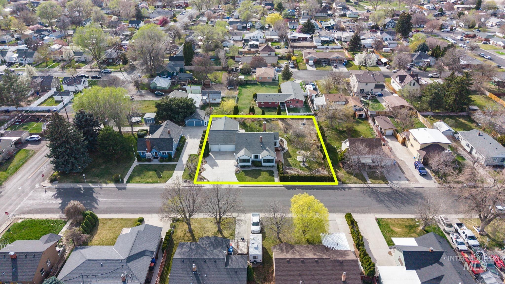 331 Fillmore Street, Twin Falls, Idaho 83301, 4 Bedrooms, 2 Bathrooms, Residential For Sale, Price $524,900, 98979620