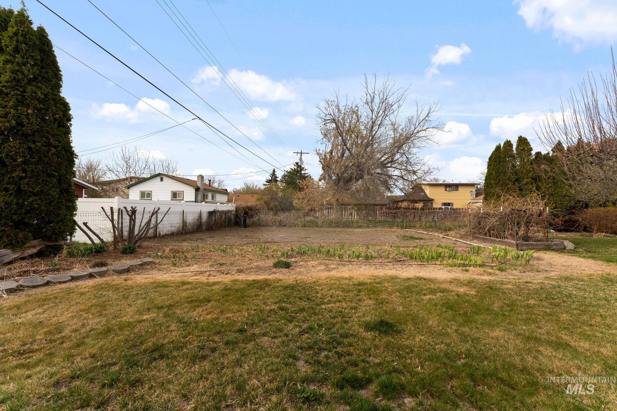 331 Fillmore Street, Twin Falls, Idaho 83301, 4 Bedrooms, 2 Bathrooms, Residential For Sale, Price $524,900, 98979620