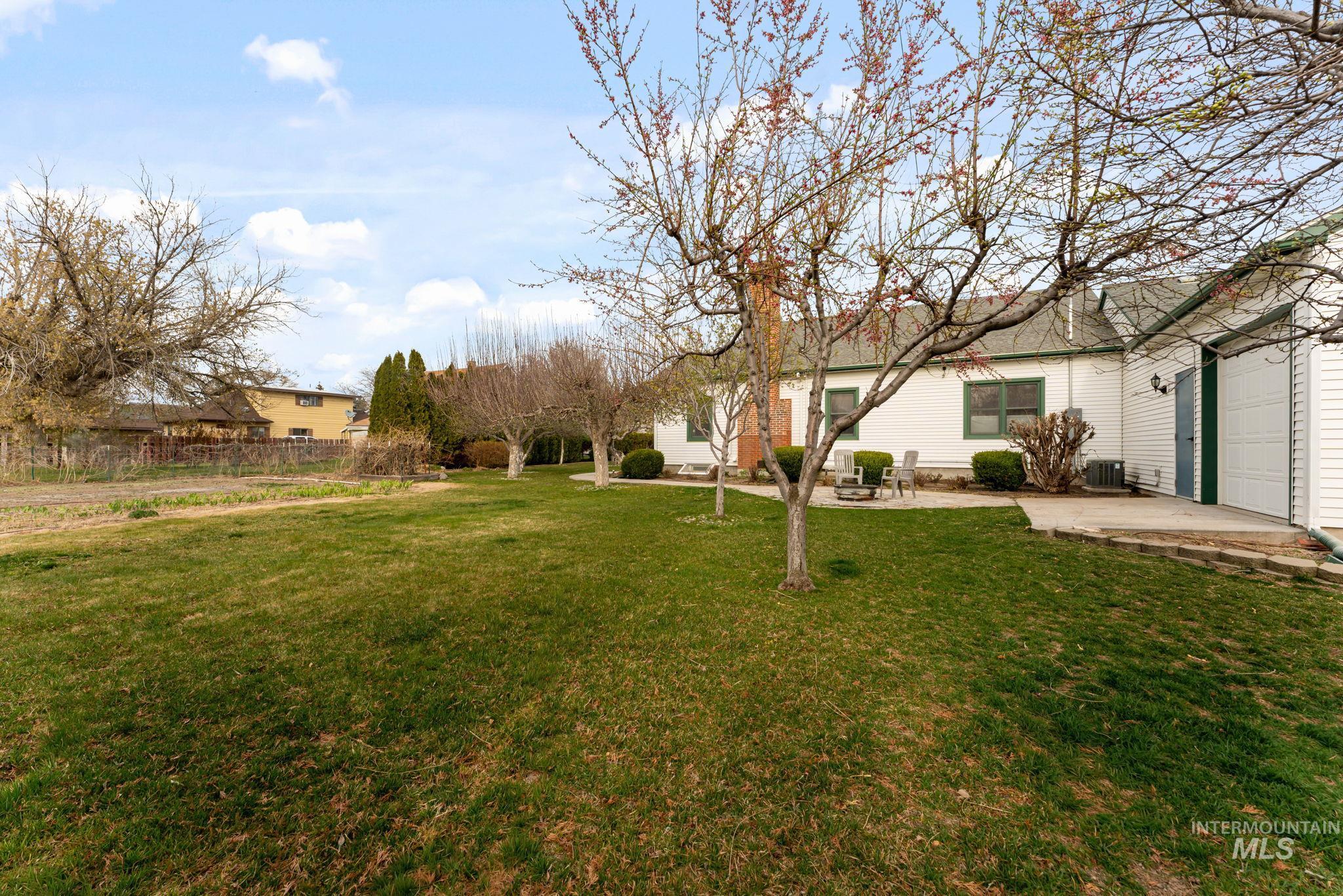 331 Fillmore Street, Twin Falls, Idaho 83301, 4 Bedrooms, 2 Bathrooms, Residential For Sale, Price $524,900, 98979620