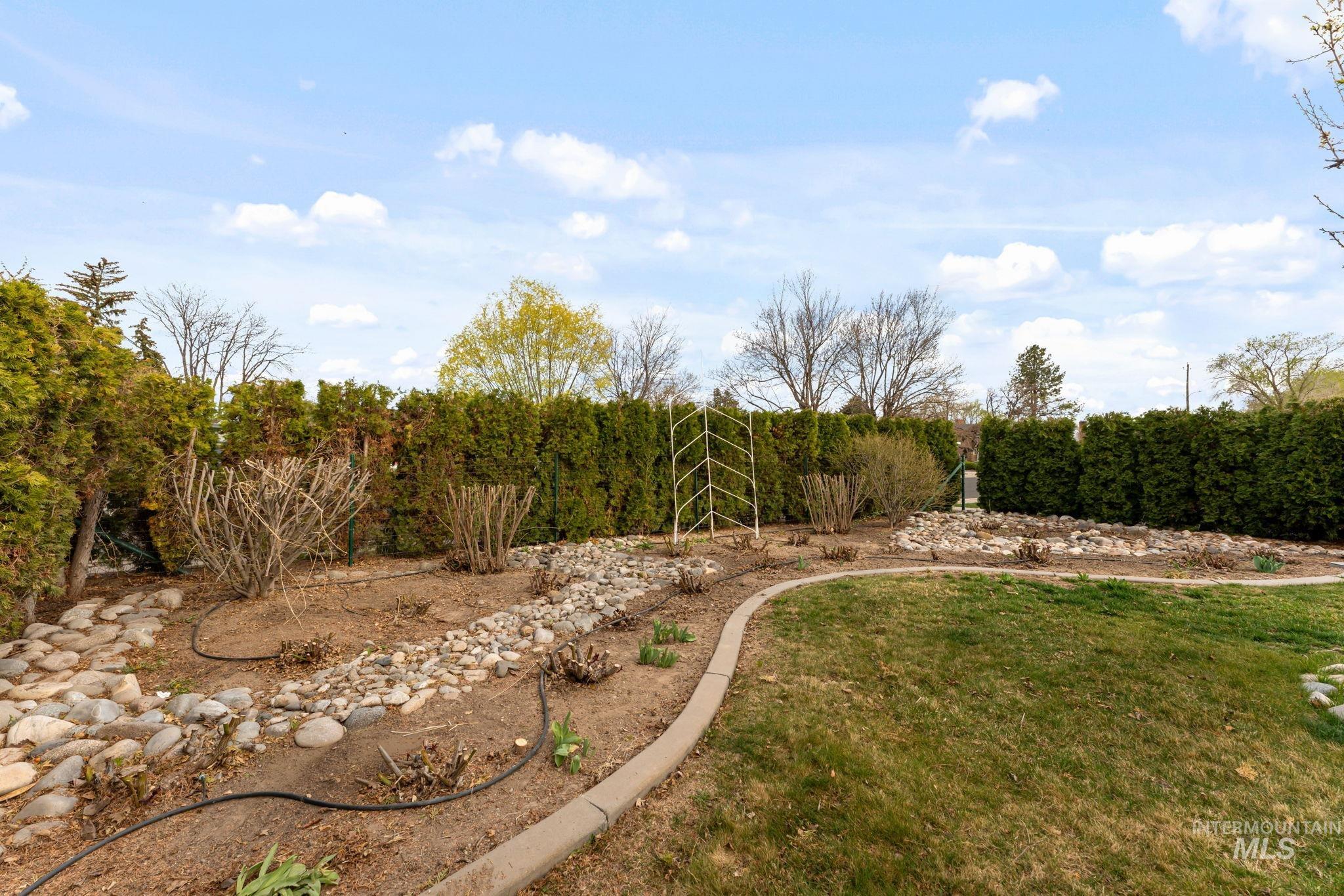 331 Fillmore Street, Twin Falls, Idaho 83301, 4 Bedrooms, 2 Bathrooms, Residential For Sale, Price $524,900, 98979620