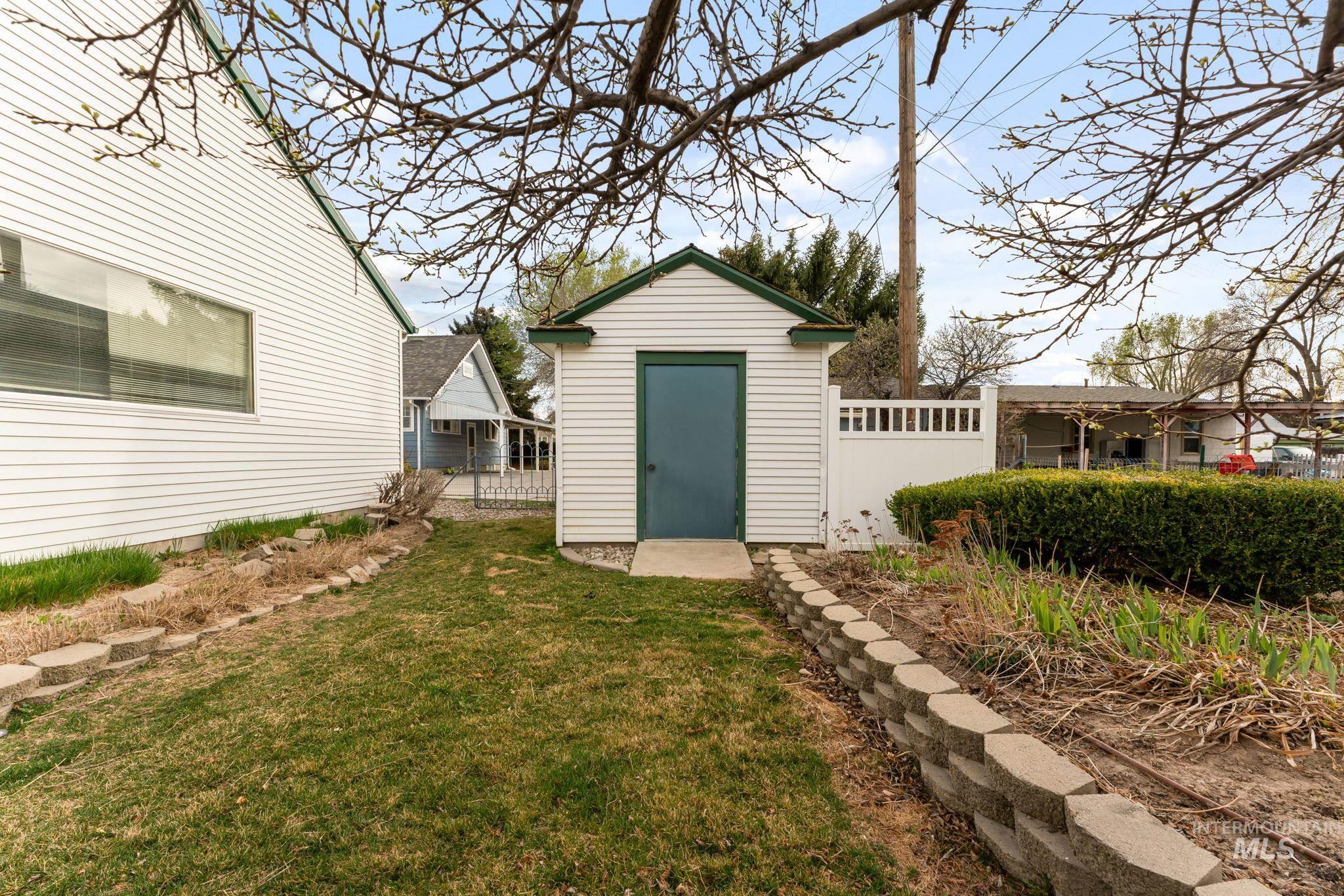 331 Fillmore Street, Twin Falls, Idaho 83301, 4 Bedrooms, 2 Bathrooms, Residential For Sale, Price $509,900, 98979620