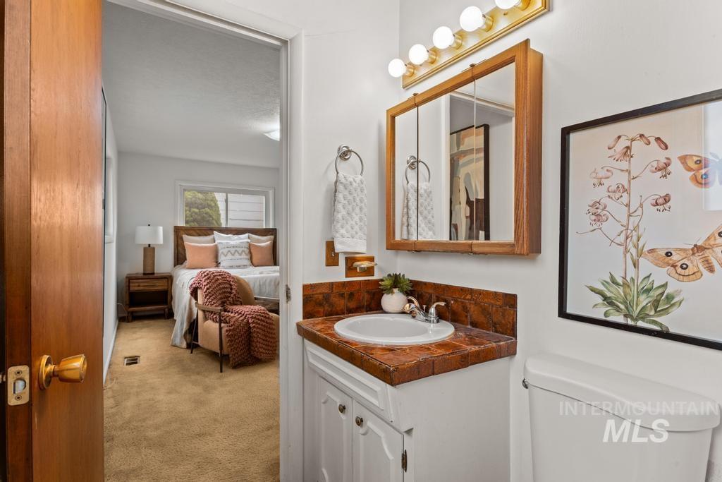 7304 W Cedarwood Dr, Boise, Idaho 83709-1831, 3 Bedrooms, 2 Bathrooms, Residential For Sale, Price $325,000, 98979621