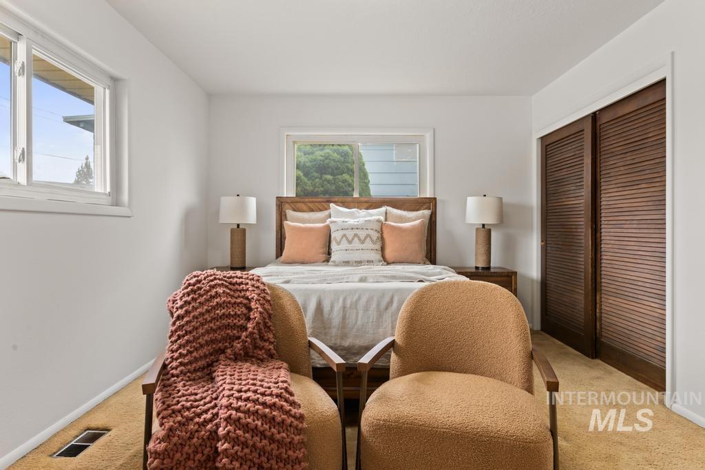 7304 W Cedarwood Dr, Boise, Idaho 83709-1831, 3 Bedrooms, 2 Bathrooms, Residential For Sale, Price $325,000, 98979621