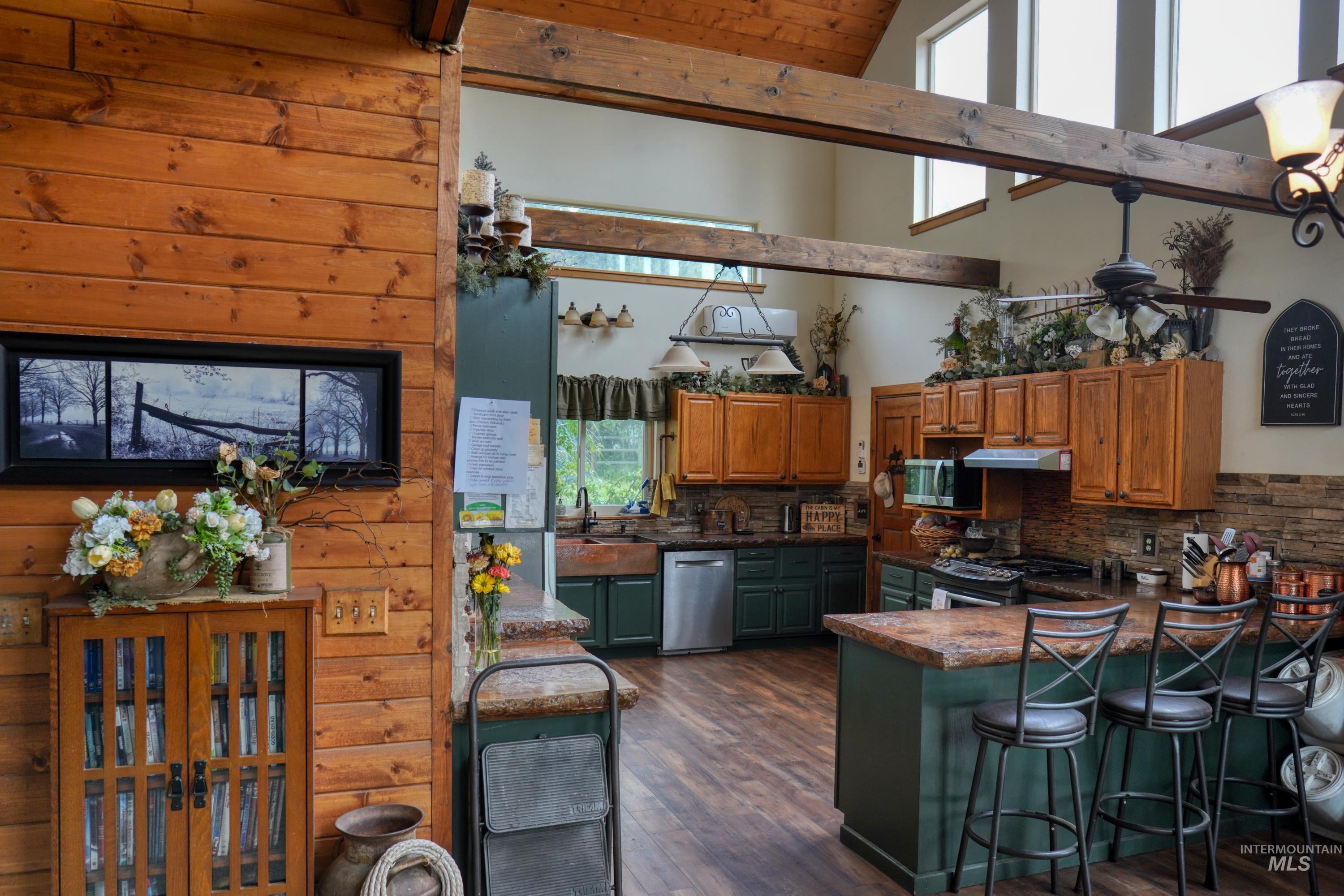 27 PARK LANE, Boise, Idaho 83716, 3 Bedrooms, 3 Bathrooms, Residential For Sale, Price $699,900, 98979622