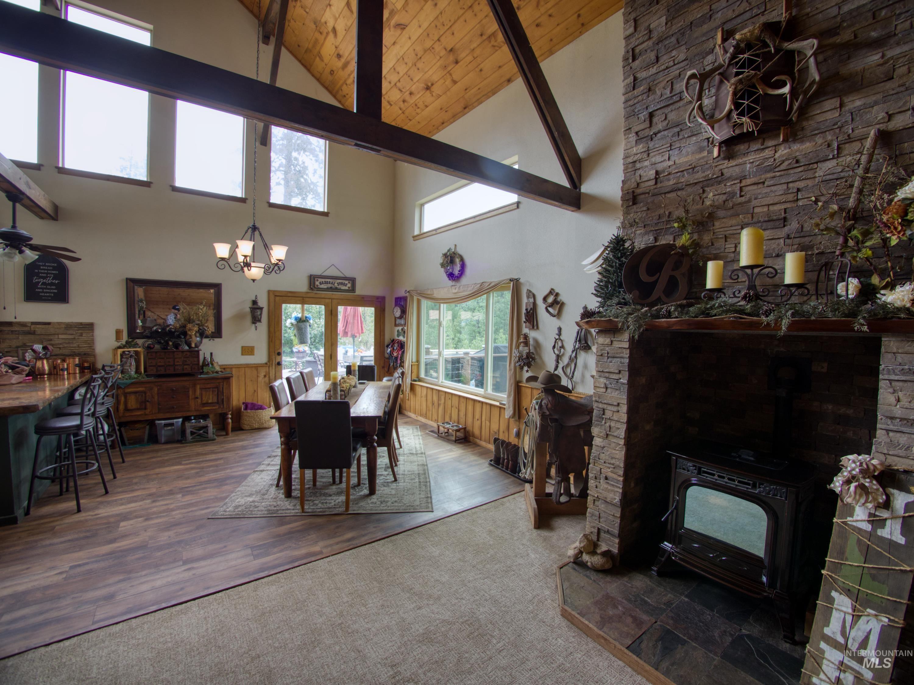 27 PARK LANE, Boise, Idaho 83716, 3 Bedrooms, 3 Bathrooms, Residential For Sale, Price $699,900, 98979622