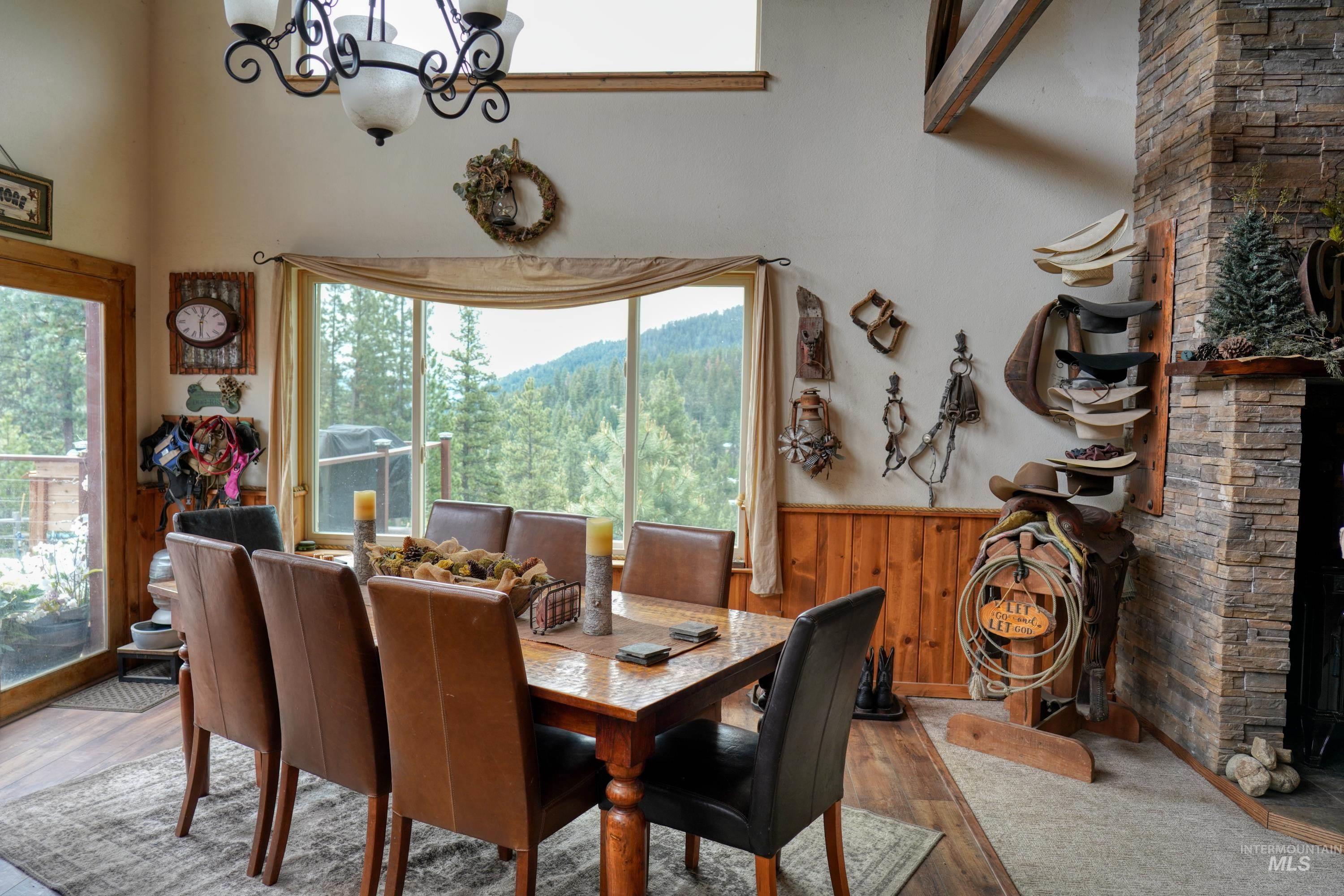 27 PARK LANE, Boise, Idaho 83716, 3 Bedrooms, 3 Bathrooms, Residential For Sale, Price $699,900, 98979622