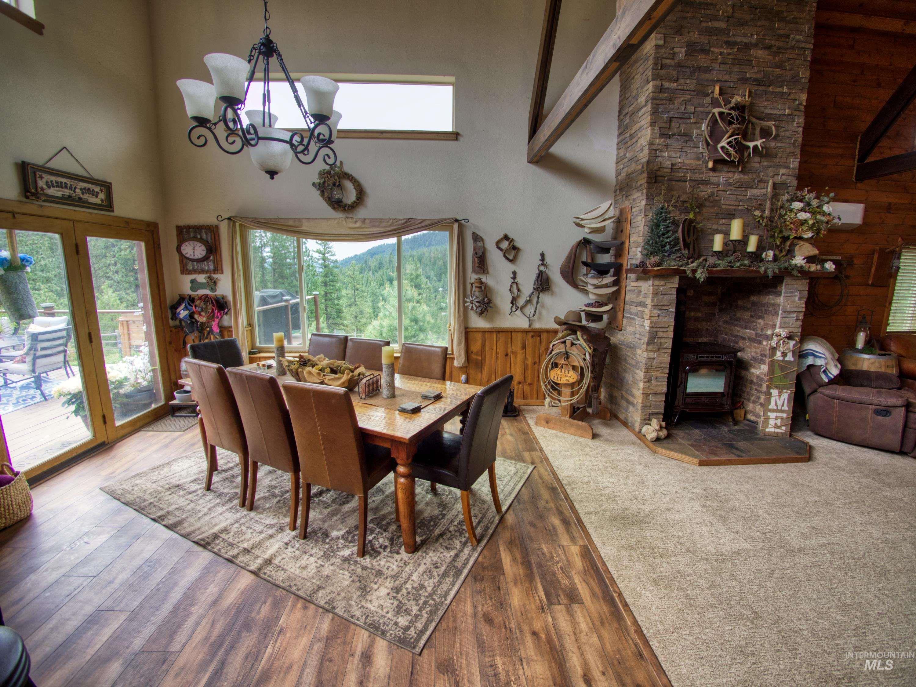 27 PARK LANE, Boise, Idaho 83716, 3 Bedrooms, 3 Bathrooms, Residential For Sale, Price $699,900, 98979622