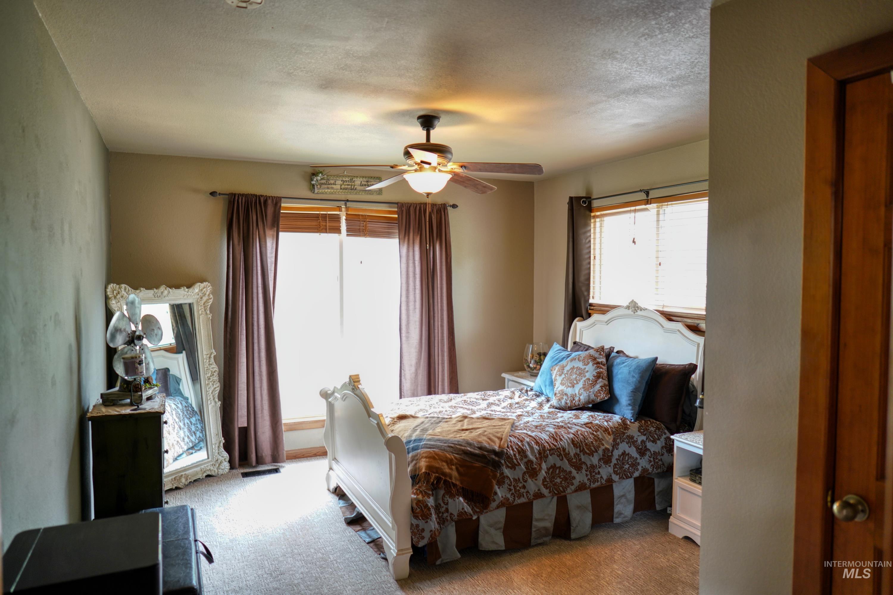 27 PARK LANE, Boise, Idaho 83716, 3 Bedrooms, 3 Bathrooms, Residential For Sale, Price $699,900, 98979623