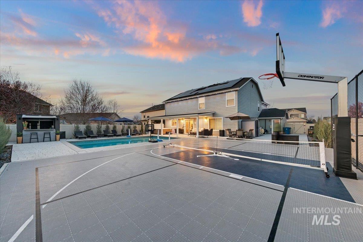 1015 E Cape Elizabeth Dr, Nampa, Idaho 83686, 5 Bedrooms, 3 Bathrooms, Residential For Sale, Price $679,000, 98979624