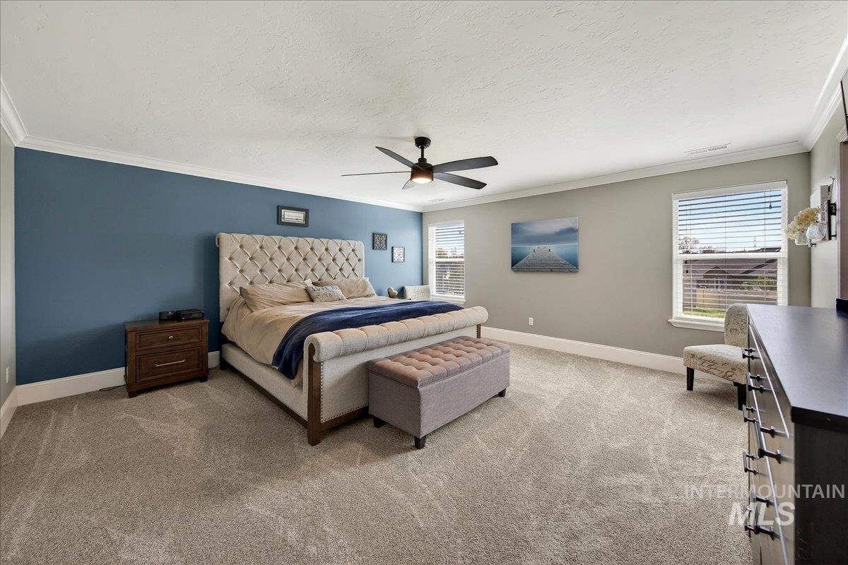 1015 E Cape Elizabeth Dr, Nampa, Idaho 83686, 5 Bedrooms, 3 Bathrooms, Residential For Sale, Price $679,000, 98979624