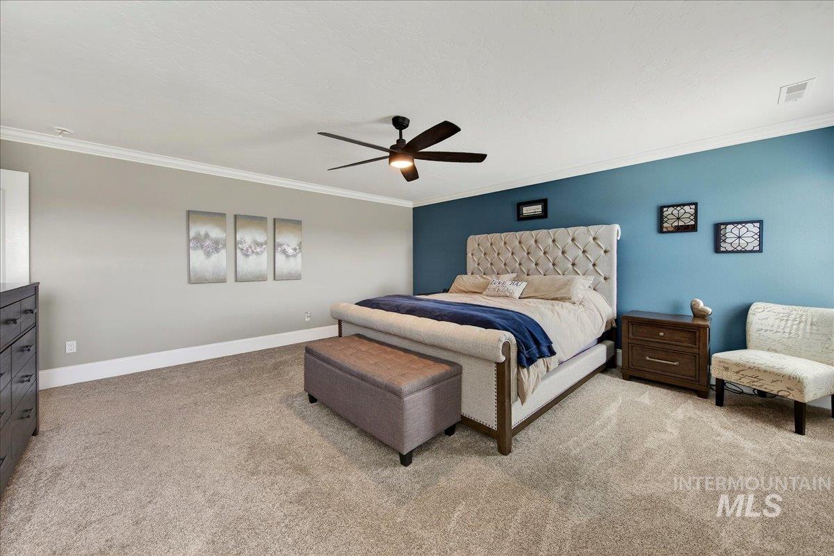 1015 E Cape Elizabeth Dr, Nampa, Idaho 83686, 5 Bedrooms, 3 Bathrooms, Residential For Sale, Price $679,000, 98979624