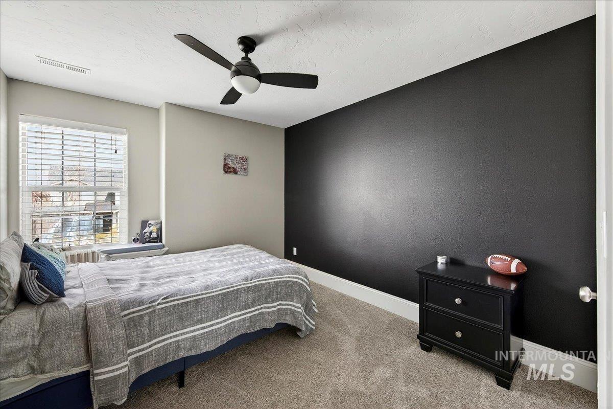 1015 E Cape Elizabeth Dr, Nampa, Idaho 83686, 5 Bedrooms, 3 Bathrooms, Residential For Sale, Price $679,000, 98979624