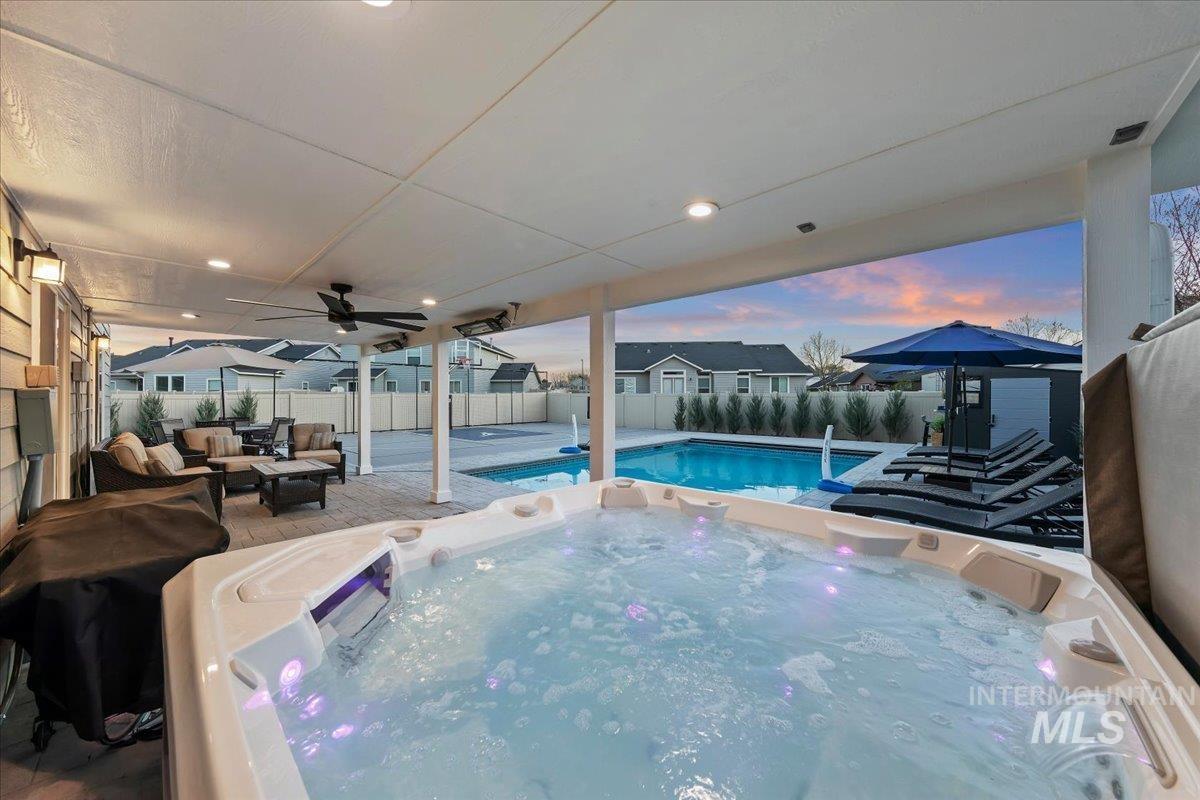 1015 E Cape Elizabeth Dr, Nampa, Idaho 83686, 5 Bedrooms, 3 Bathrooms, Residential For Sale, Price $679,000, 98979624