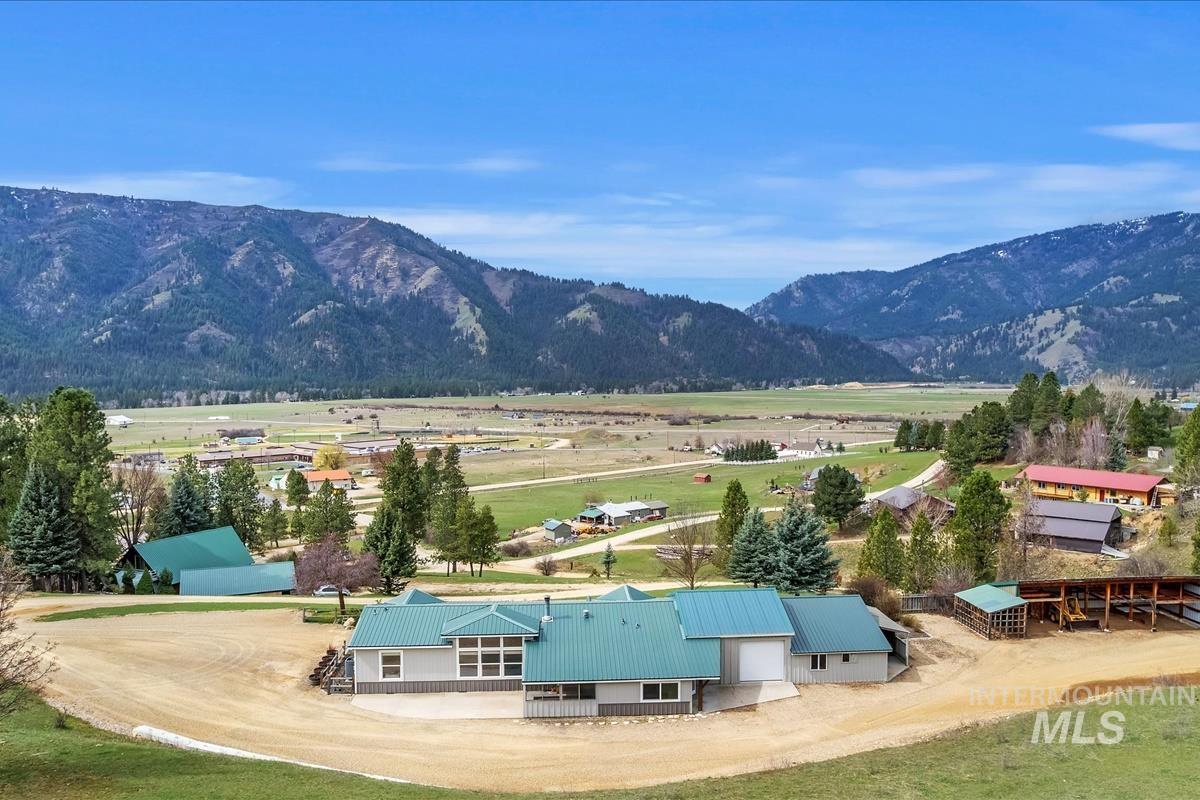 15 Granite Basin, Garden Valley, Idaho 83622, 3 Bedrooms, 2 Bathrooms, Residential For Sale, Price $575,000, 98979625