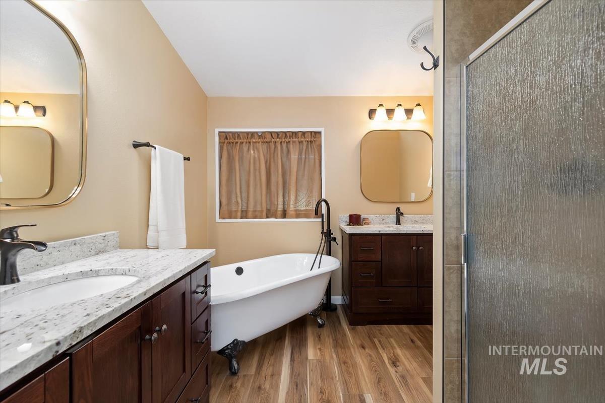 15 Granite Basin, Garden Valley, Idaho 83622, 3 Bedrooms, 2 Bathrooms, Residential For Sale, Price $575,000, 98979625