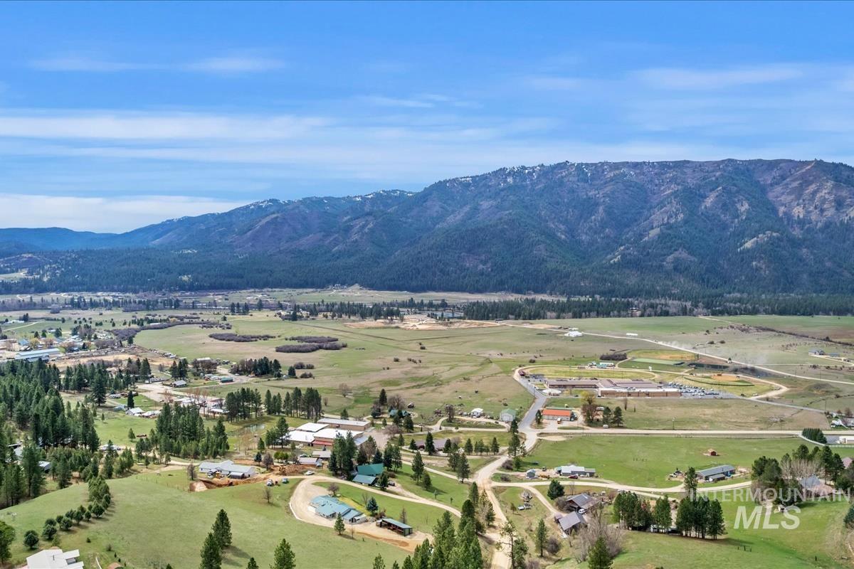 15 Granite Basin, Garden Valley, Idaho 83622, 3 Bedrooms, 2 Bathrooms, Residential For Sale, Price $575,000, 98979625