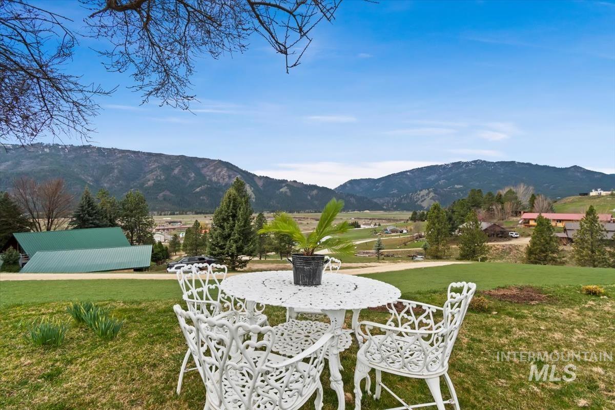 15 Granite Basin, Garden Valley, Idaho 83622, 3 Bedrooms, 2 Bathrooms, Residential For Sale, Price $575,000, 98979625