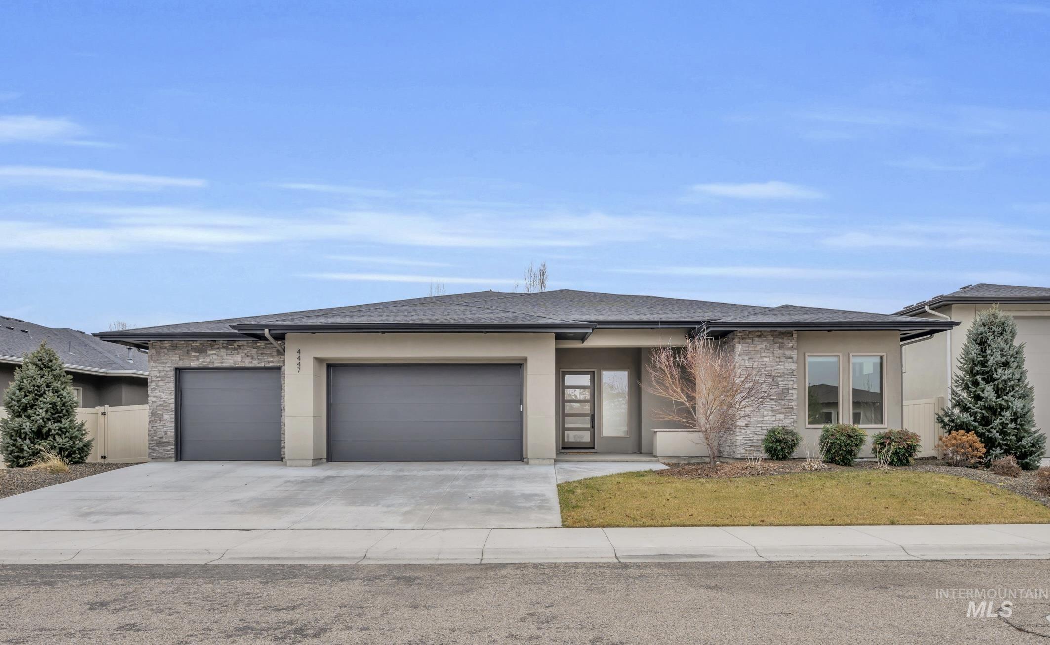 4447 E Copper Point Dr., Meridian, Idaho 83642-5653, 4 Bedrooms, 2.5 Bathrooms, Residential For Sale, Price $897,500,MLS 98979626
