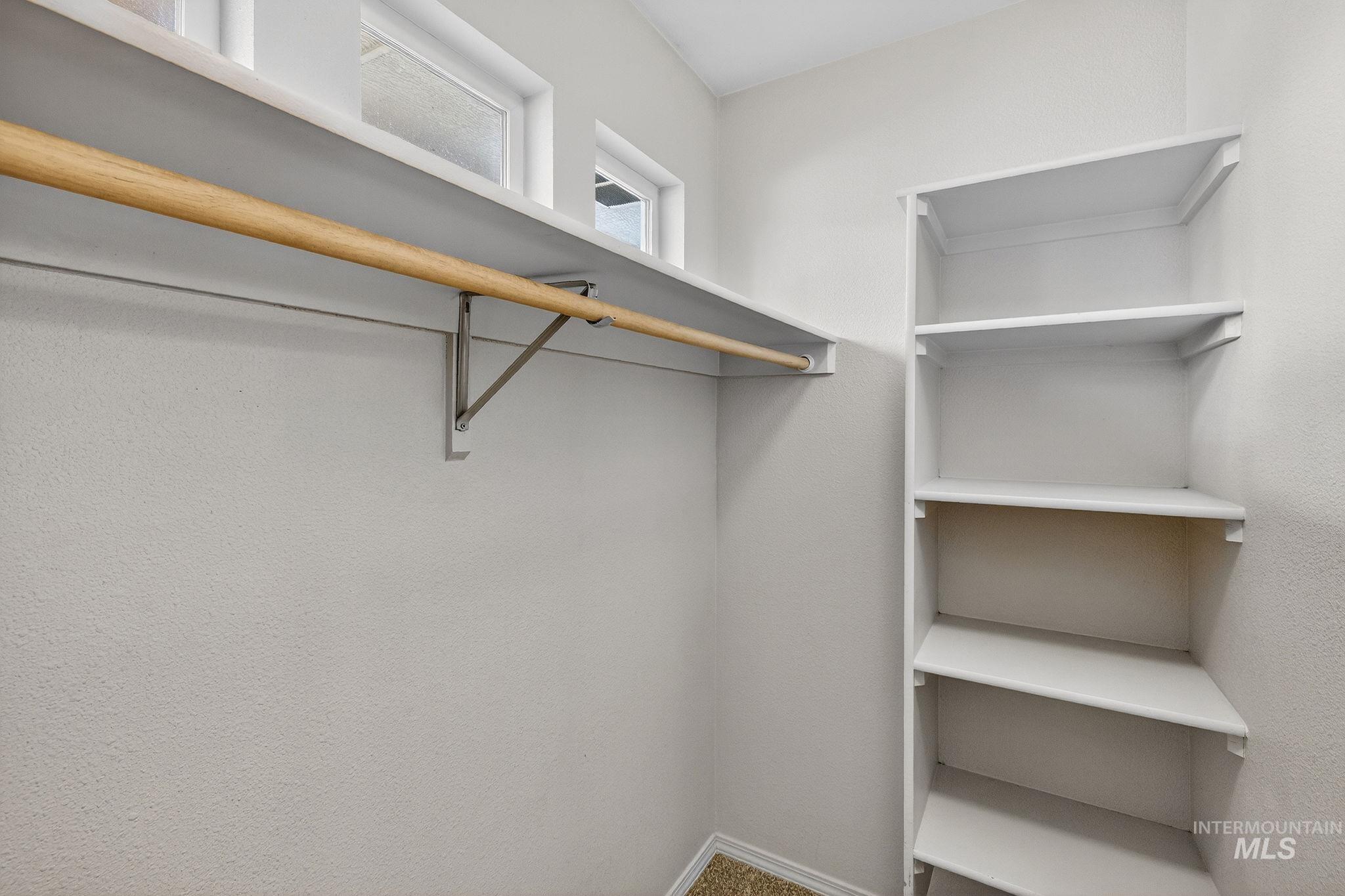 11157 W Red Maple Dr, Boise, Idaho 83709, 3 Bedrooms, 2 Bathrooms, Residential For Sale, Price $475,000, 98979627