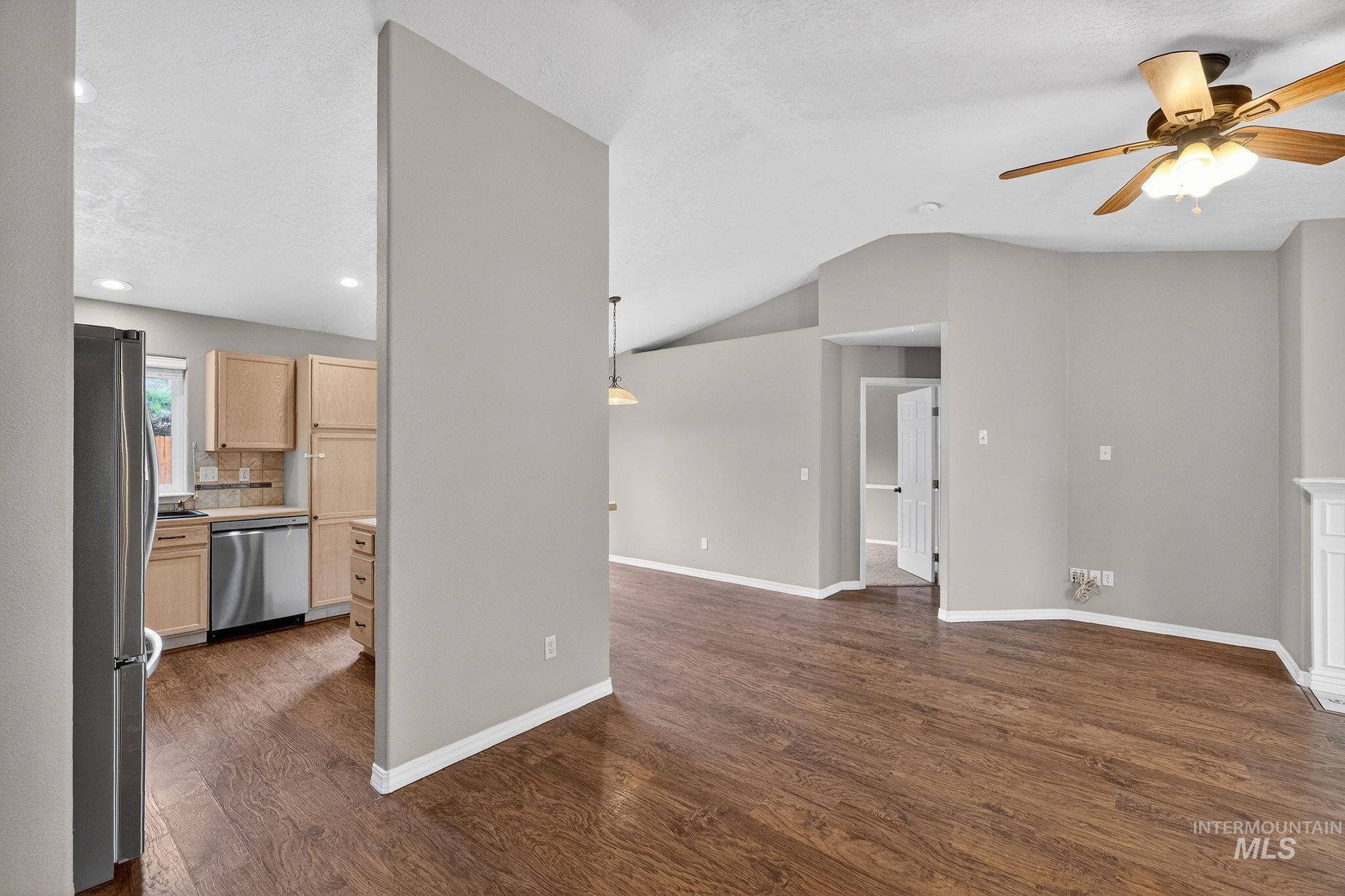 11157 W Red Maple Dr, Boise, Idaho 83709, 3 Bedrooms, 2 Bathrooms, Residential For Sale, Price $475,000, 98979627