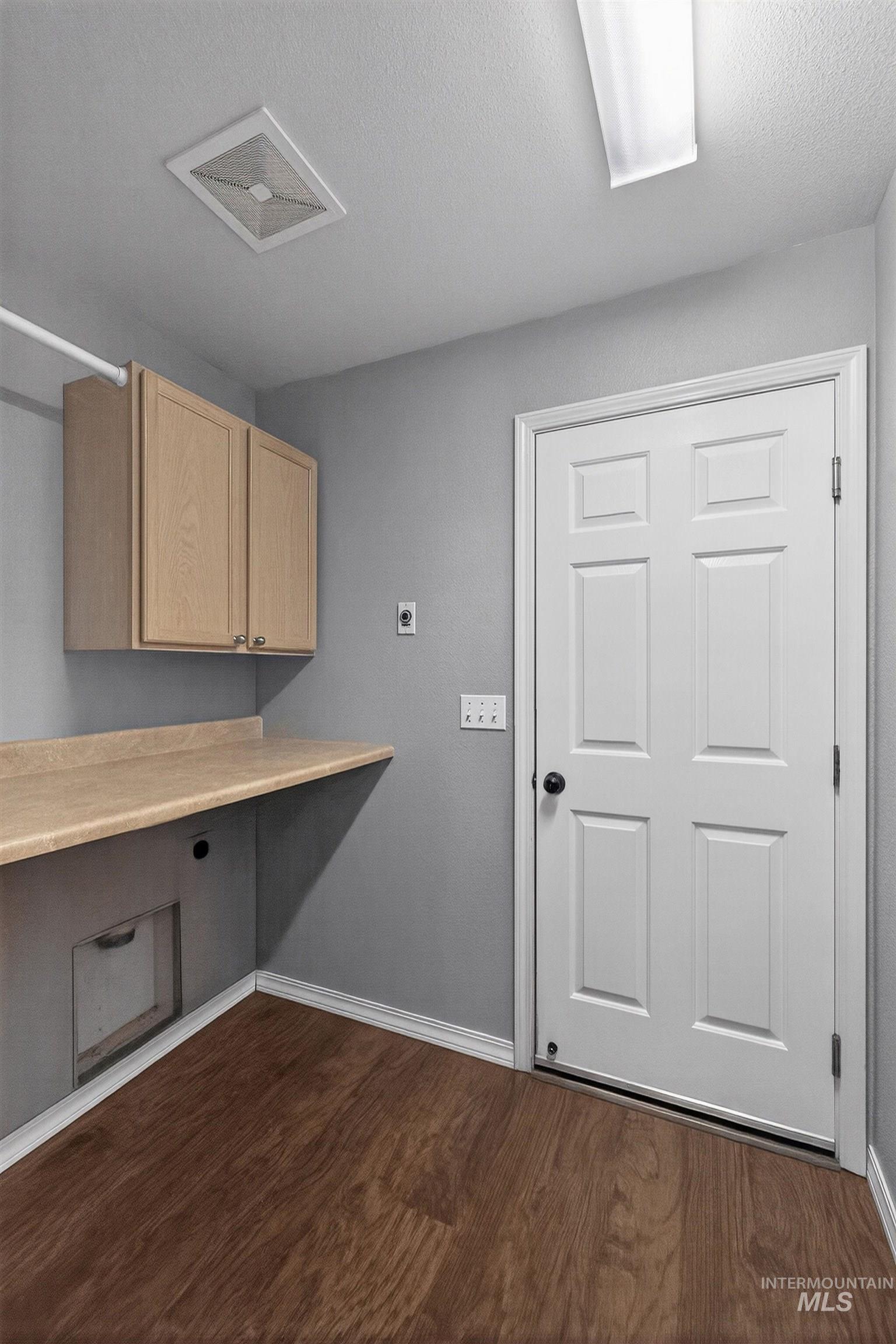 11157 W Red Maple Dr, Boise, Idaho 83709, 3 Bedrooms, 2 Bathrooms, Residential For Sale, Price $475,000, 98979627